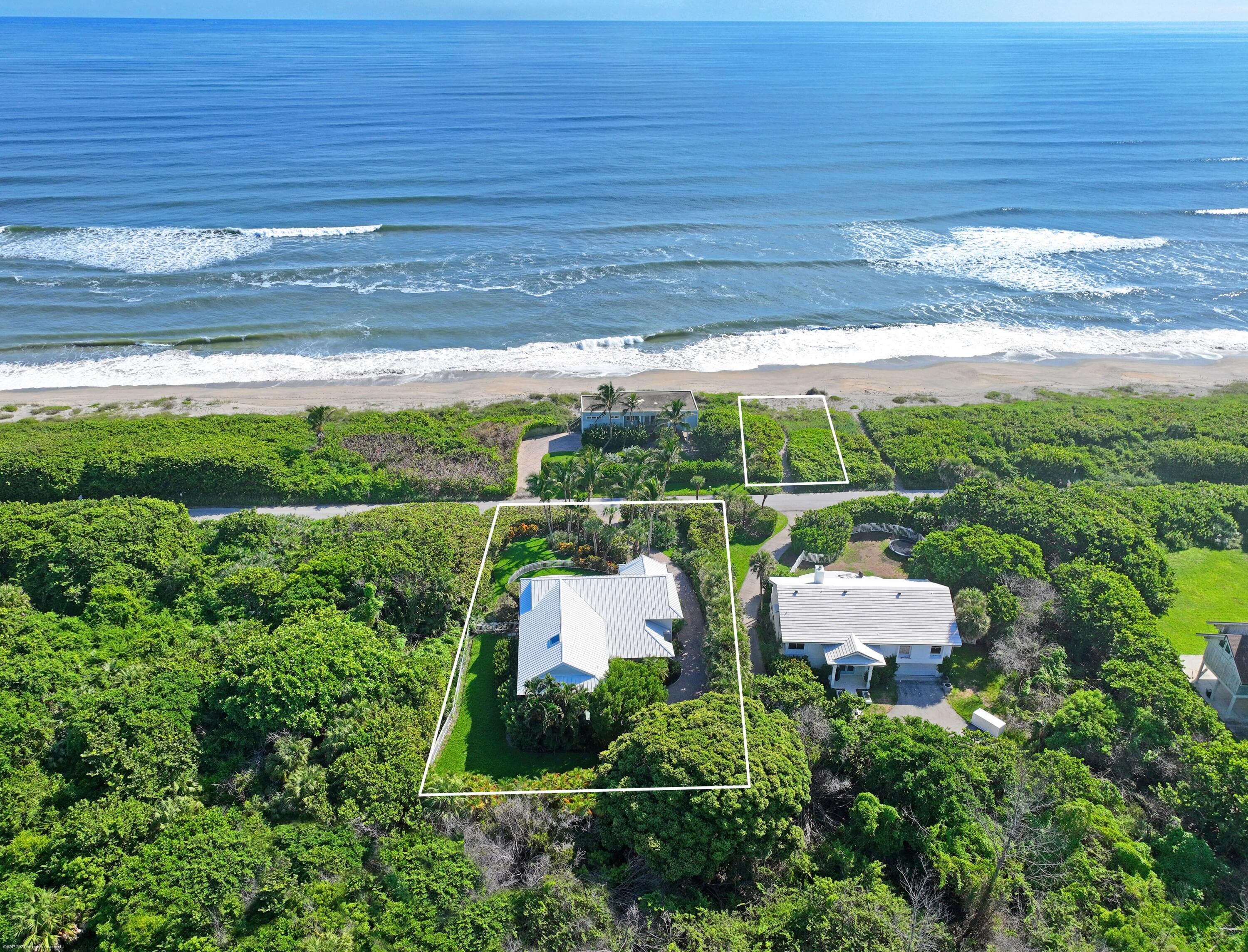 162 N Beach Road, Jupiter Island, FL 33455