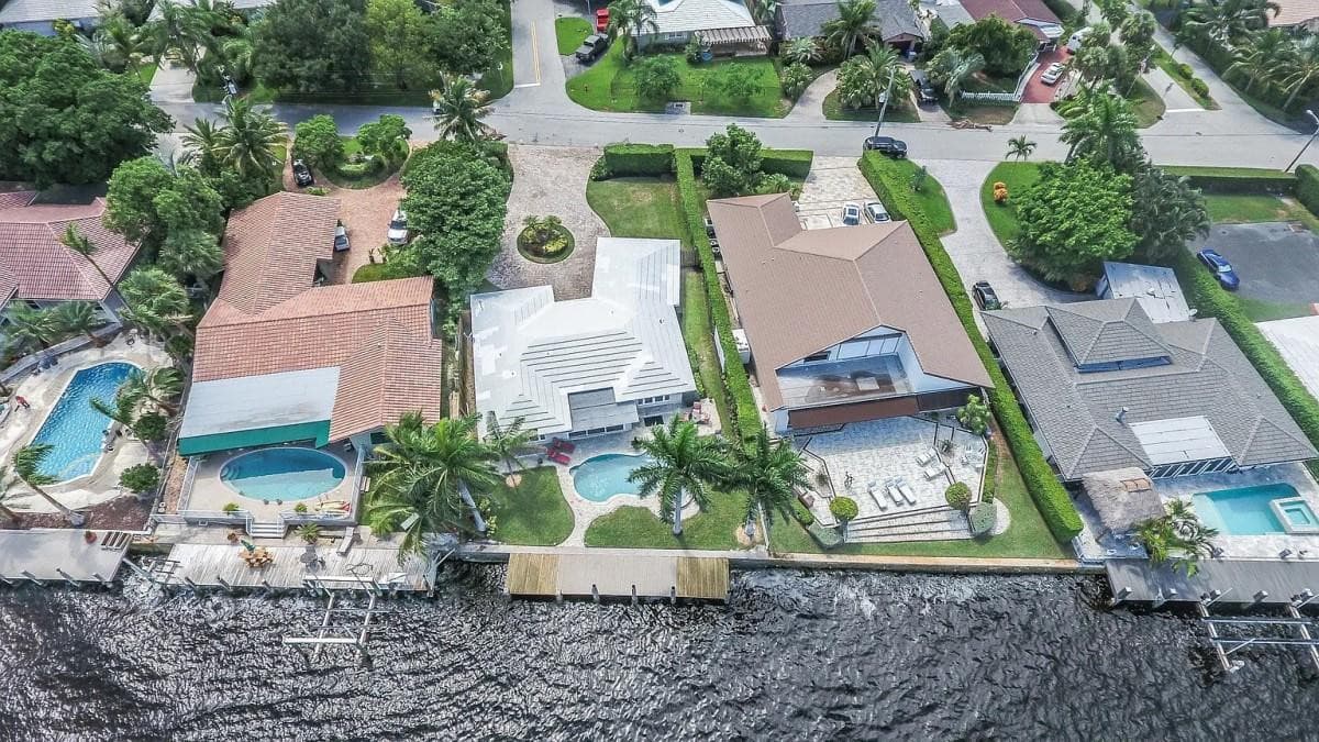412 SE 28th Avenue, Pompano Beach, FL 33062