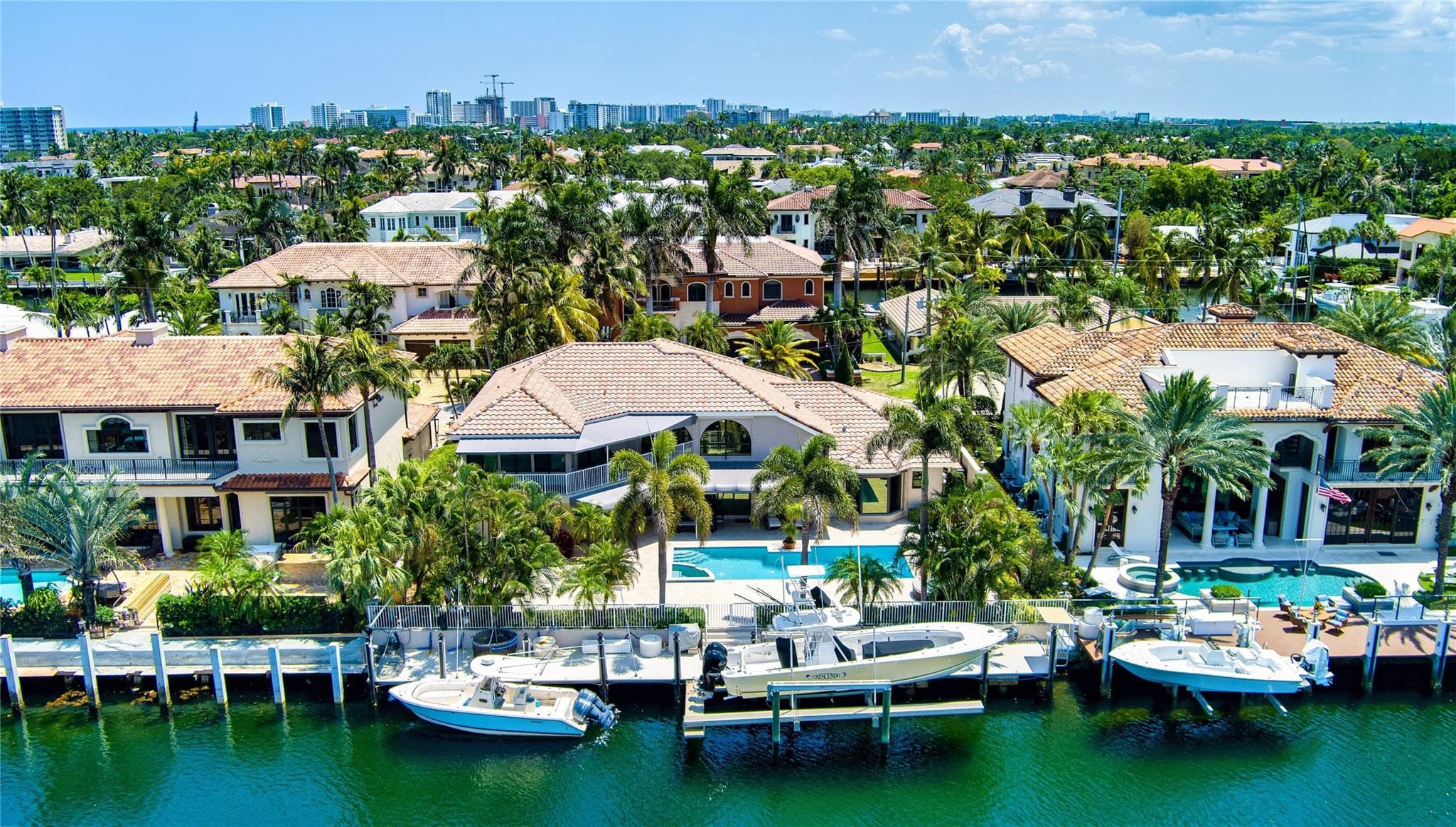 2325 NE 28th Street, Lighthouse Point, FL 33064