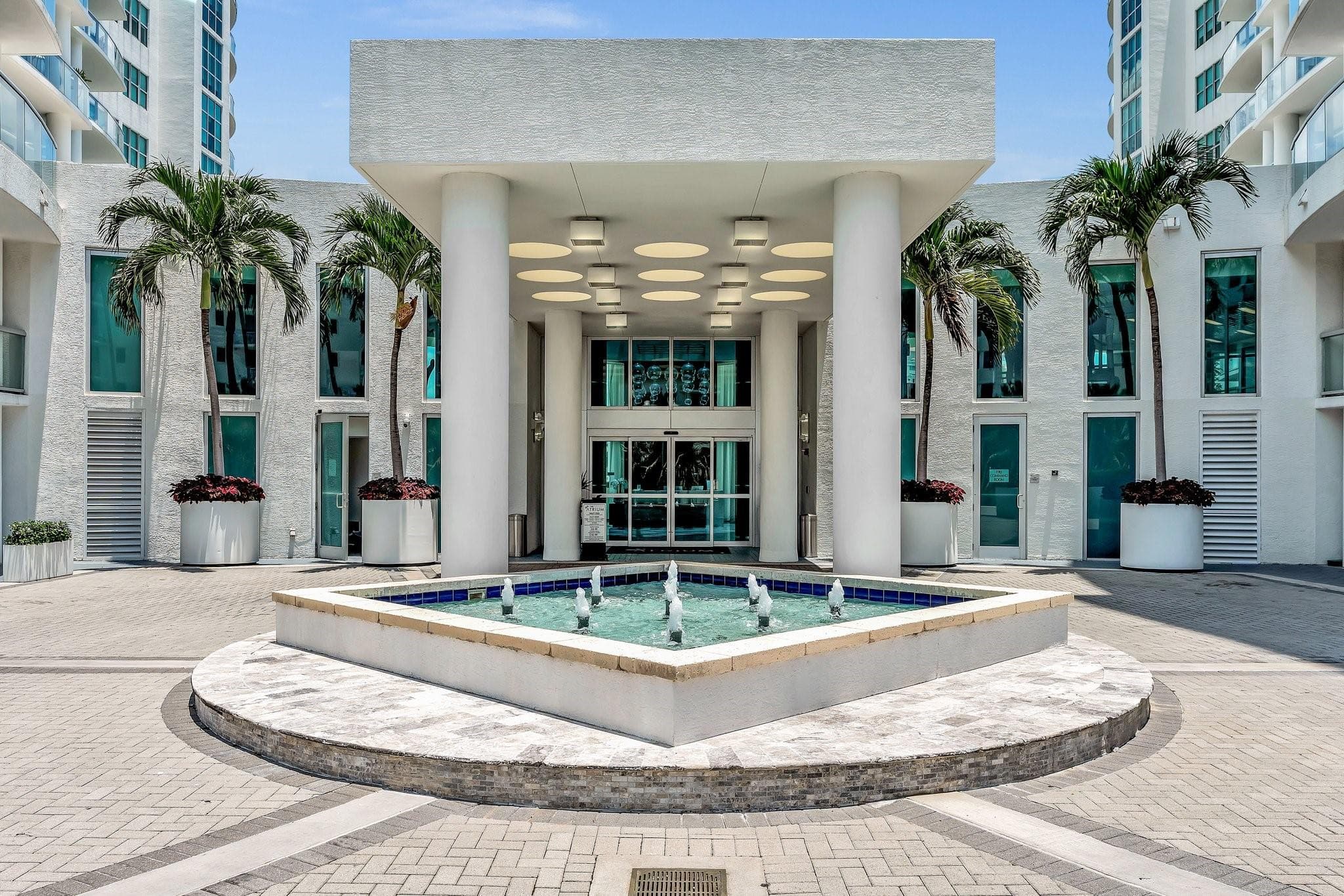 3131 NE 188th Street 2-1201, Aventura, FL 33180, Unit 2-1201