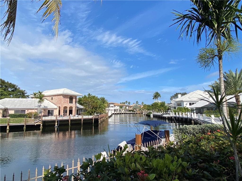 71 Bay Colony Drive, Fort Lauderdale, FL 33308 - Photo 2