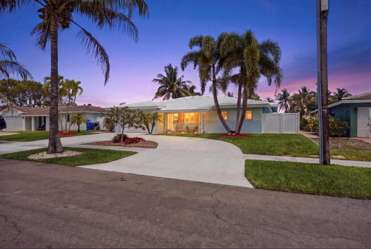 380 SE 5th Avenue, Pompano Beach, FL 33060 - Photo 3
