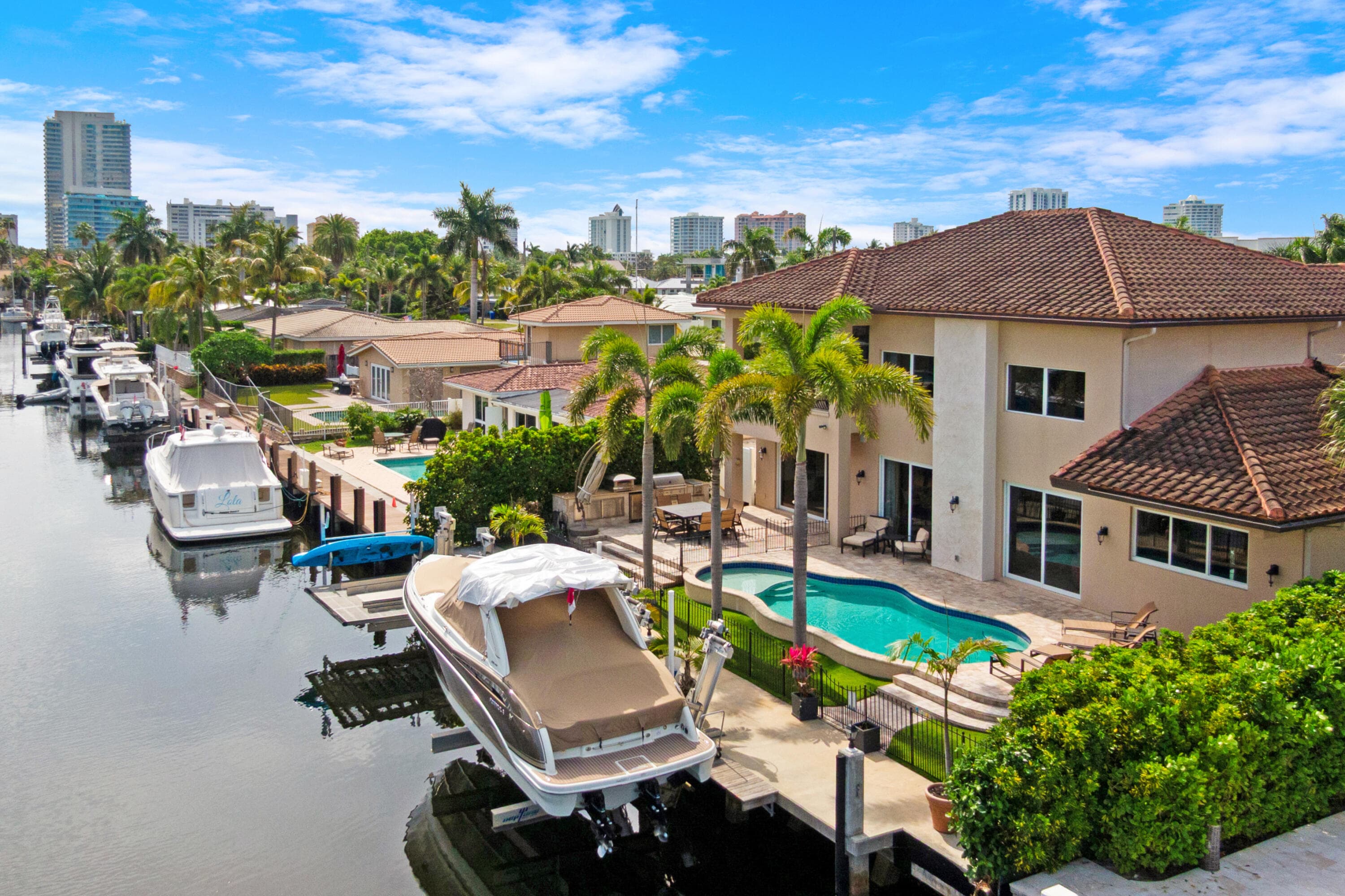 2461 SE 10th Street, Pompano Beach, FL 33062