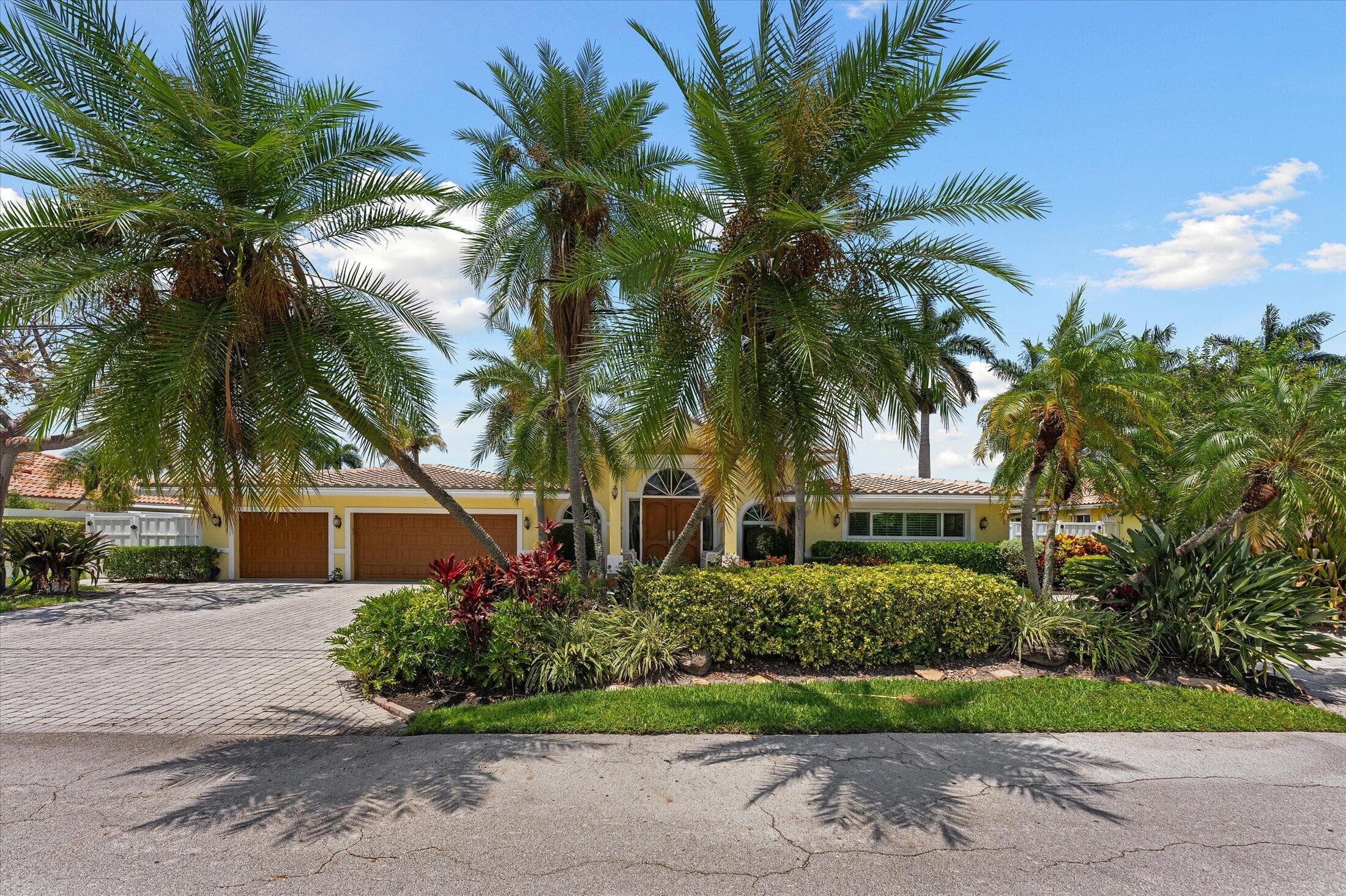 2141 NE 29th Street, Lighthouse Point, FL 33064 - Photo 2