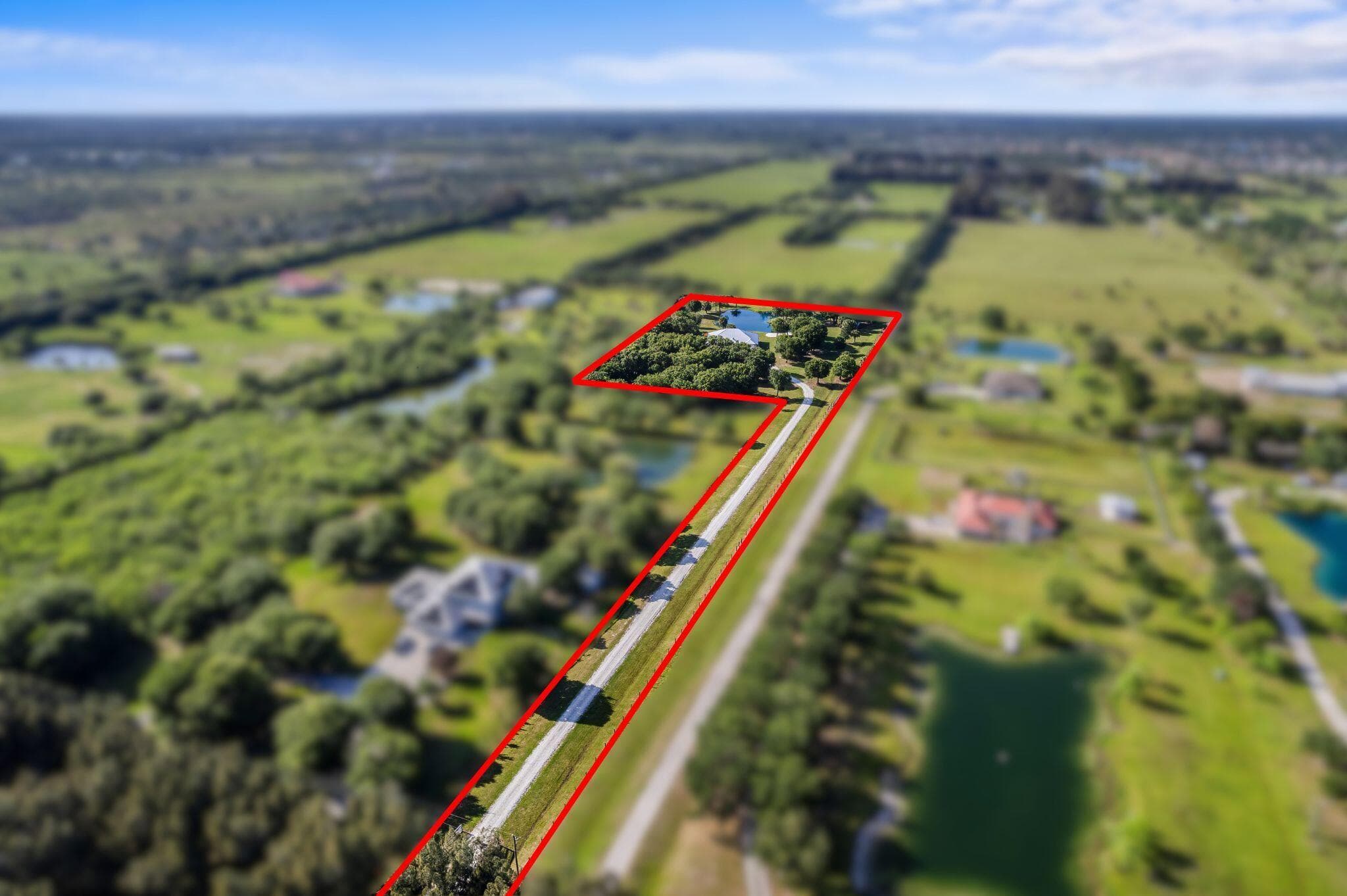 5250 21st Street SW, Vero Beach, FL 32968
