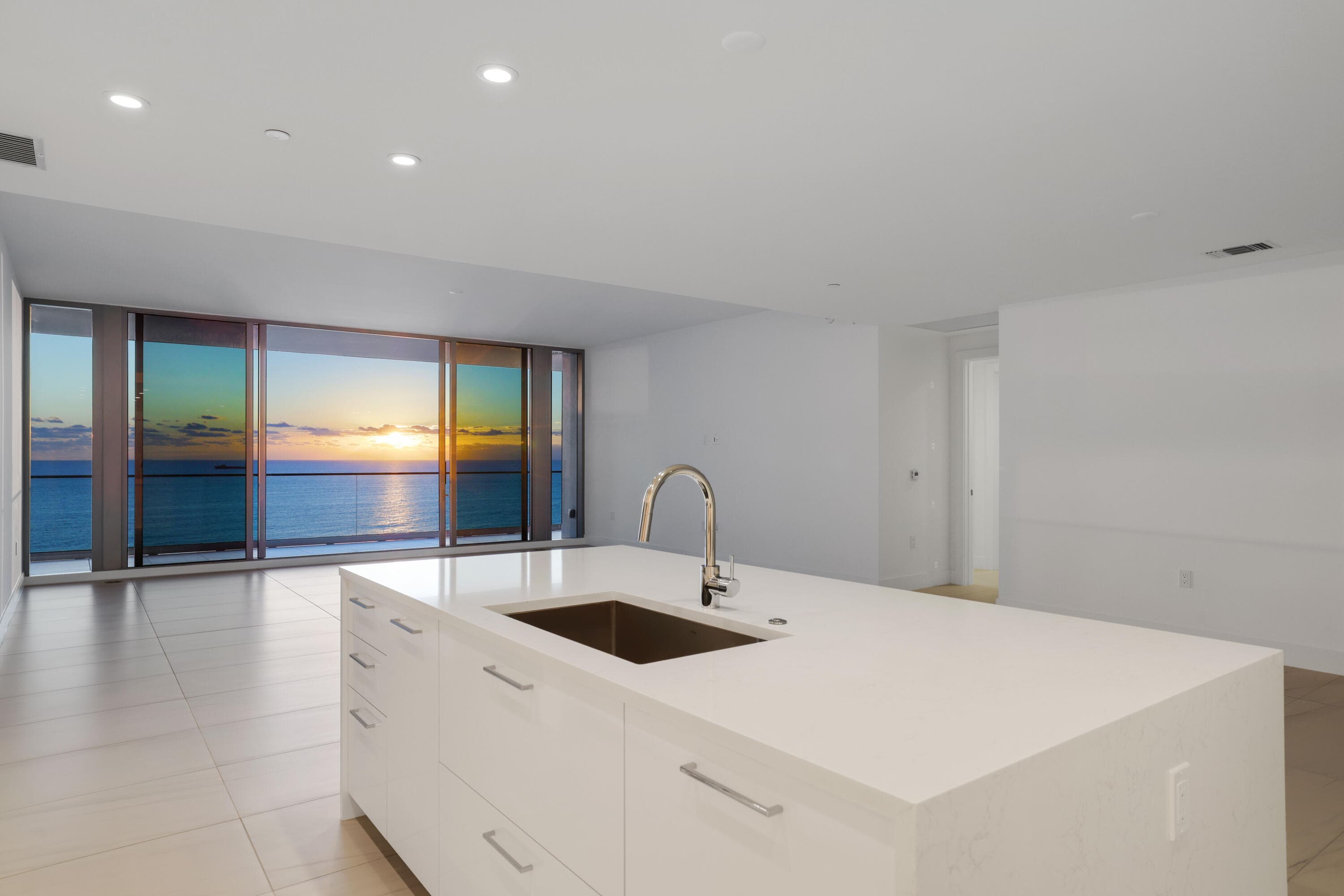 153 N Seabreeze Boulevard 1001, Fort Lauderdale, FL 33304, Unit 1001