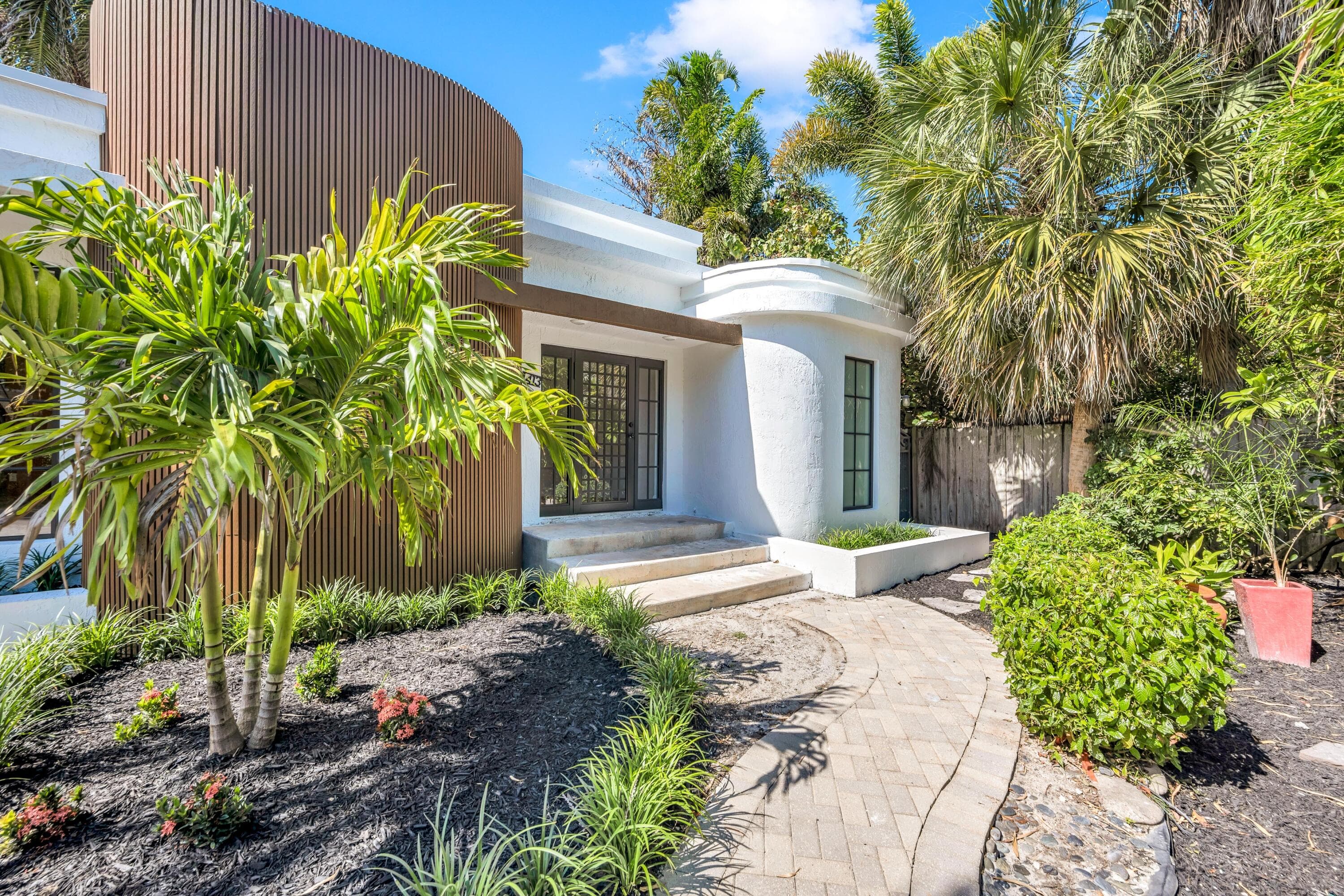 1413 NE 4th Court, Fort Lauderdale, FL 33301 - Photo 4