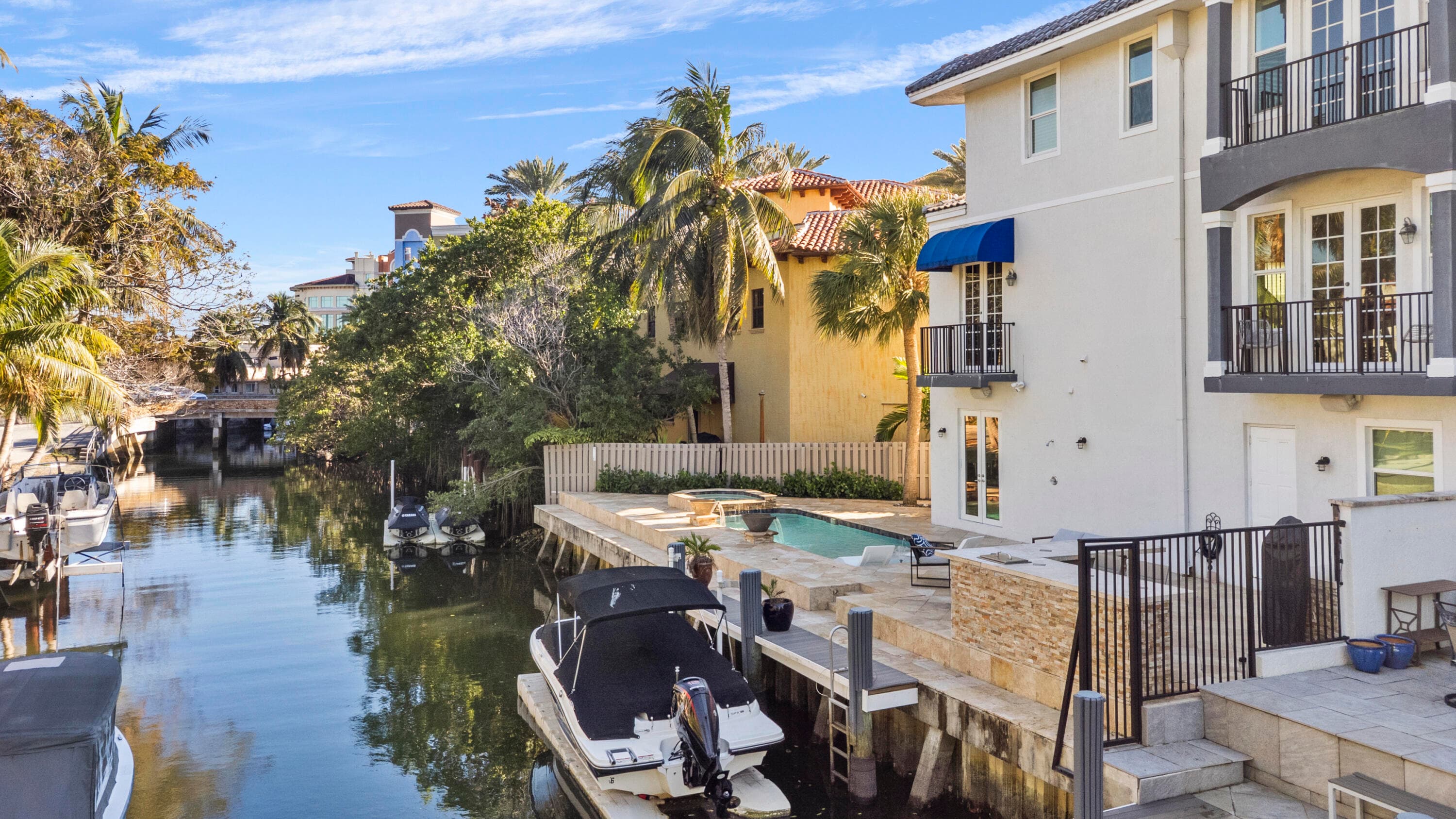208 SE 10th Terrace, Fort Lauderdale, FL 33301 - Photo 2