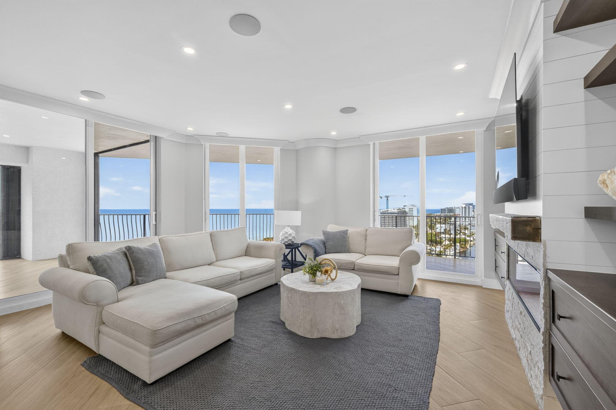 100 S Birch Road 1701a, Fort Lauderdale, FL 33316, Unit 1701a