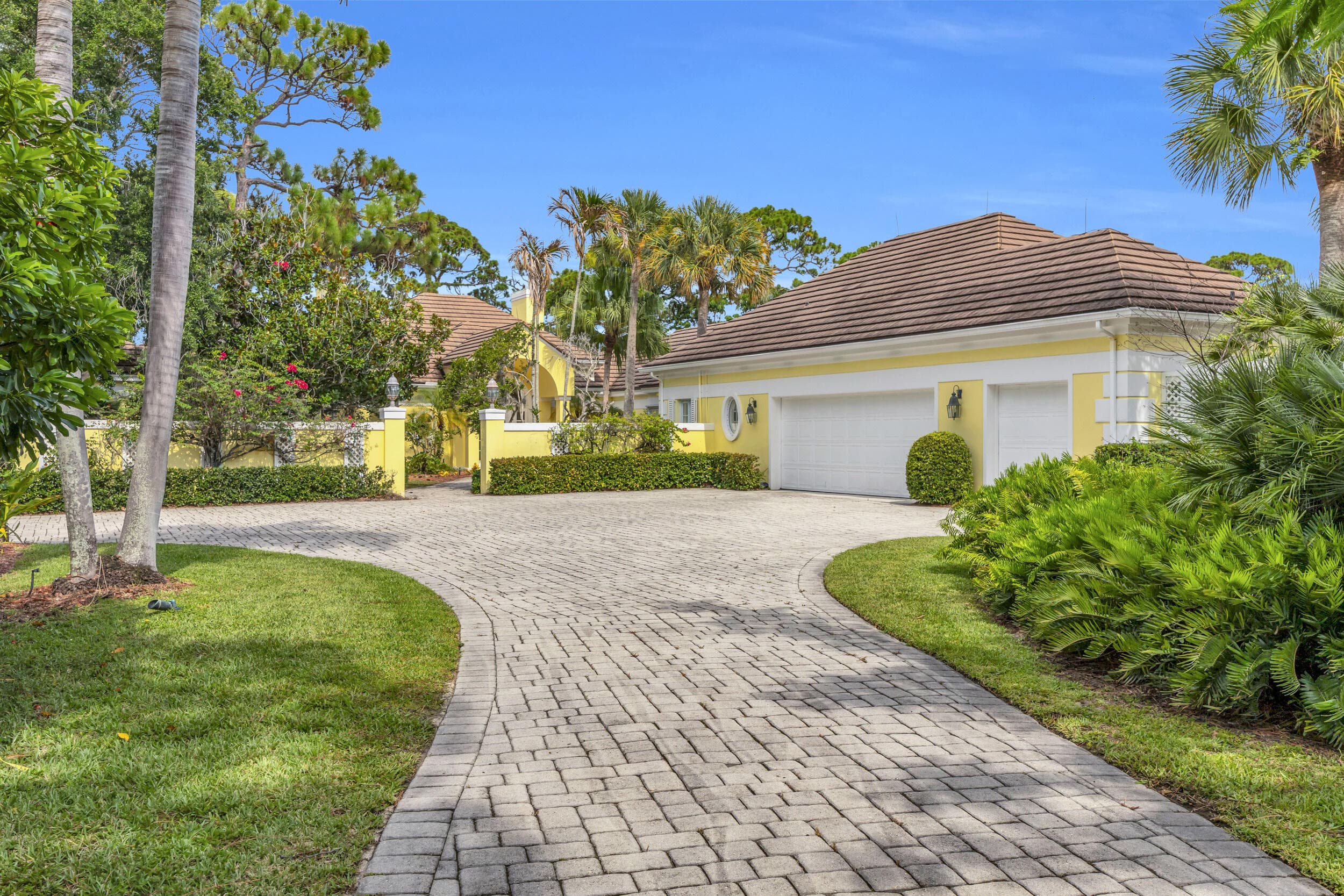 7107 SE Golfhouse Drive, Hobe Sound, FL 33455 - Photo 3