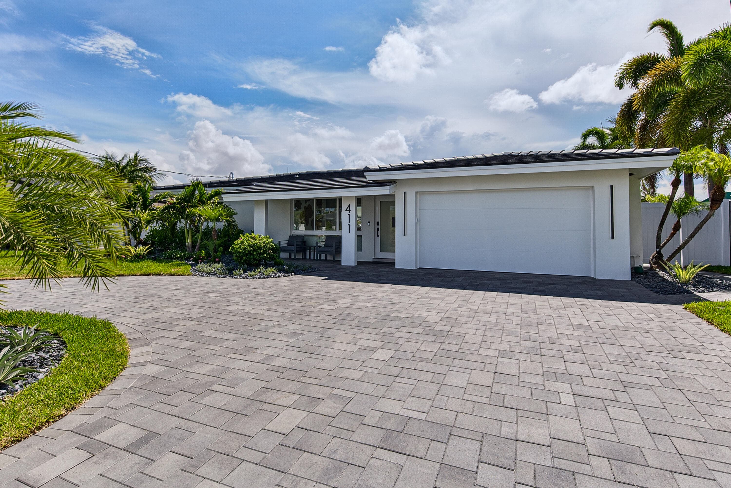 411 SE 2nd Avenue, Pompano Beach, FL 33060 - Photo 2