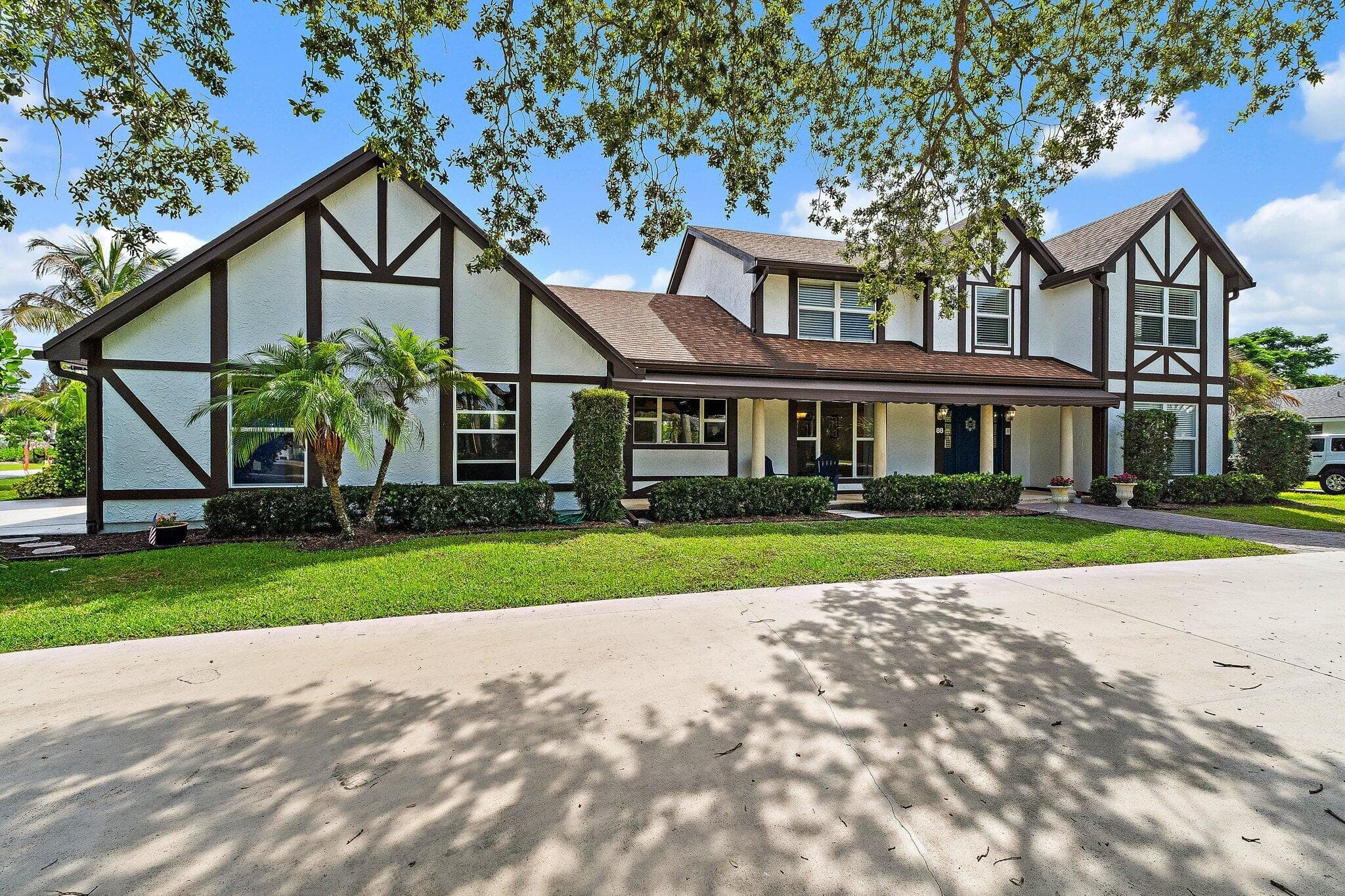 88 River Drive, Tequesta, FL 33469