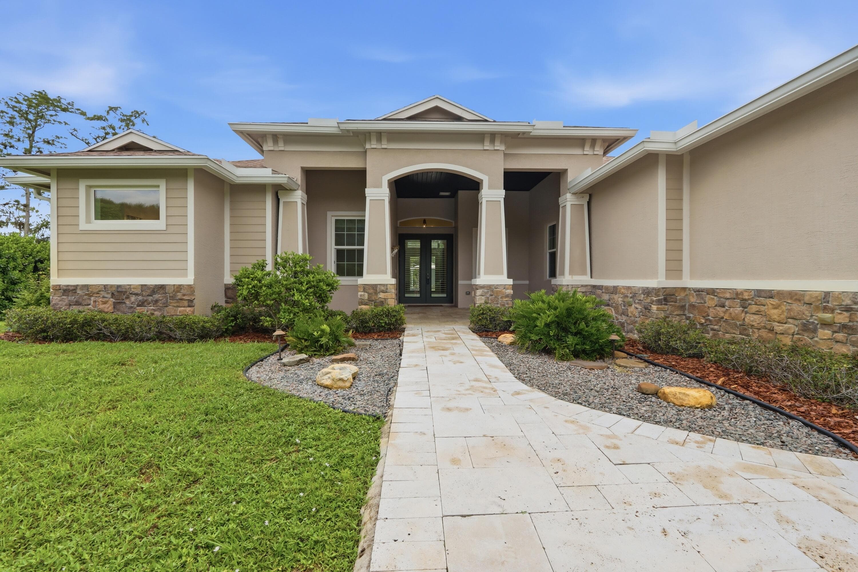 13063 Raymond Drive, Loxahatchee Groves, FL 33470