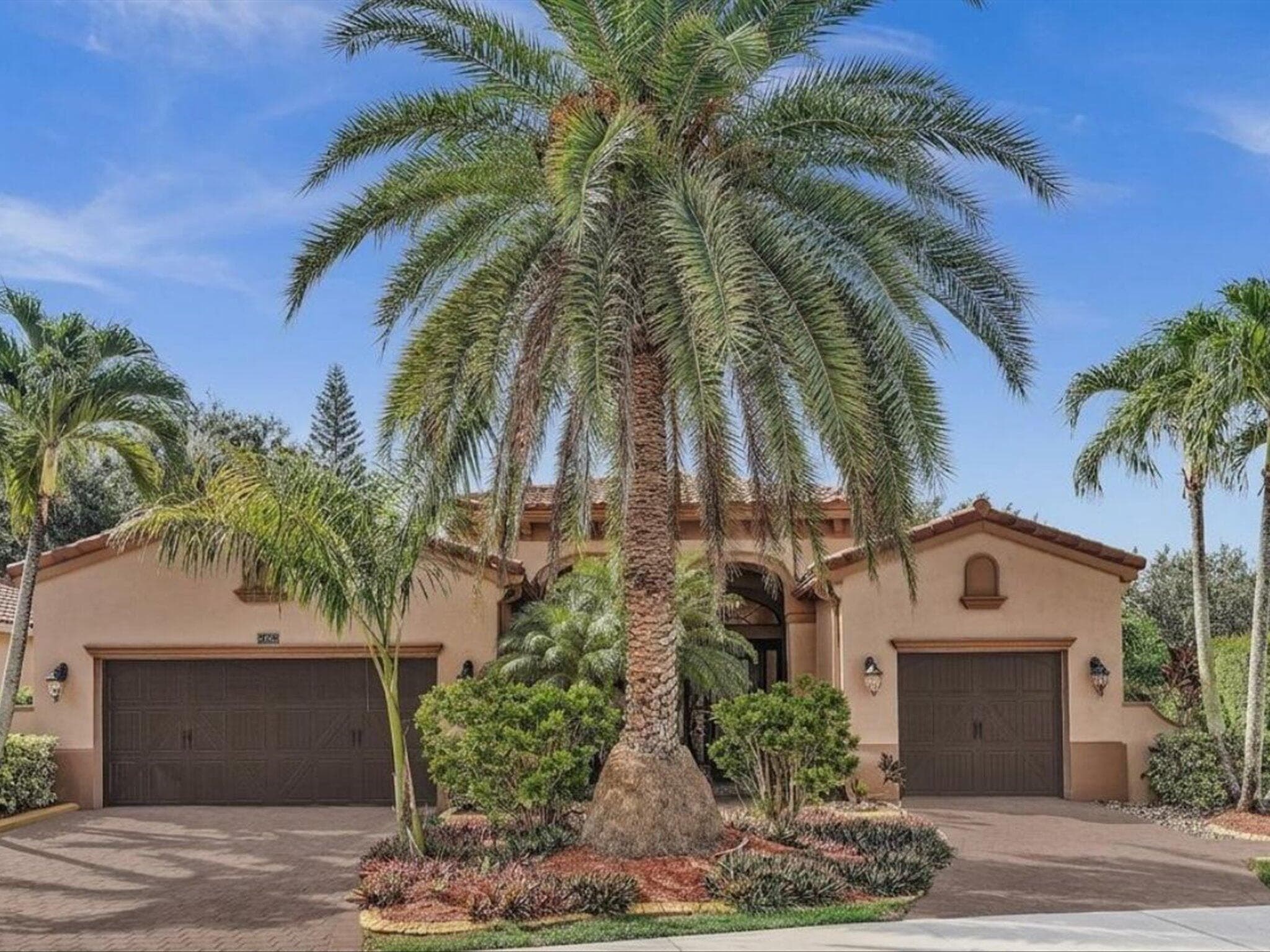 3445 NW 87th Avenue, Hollywood, FL 33024