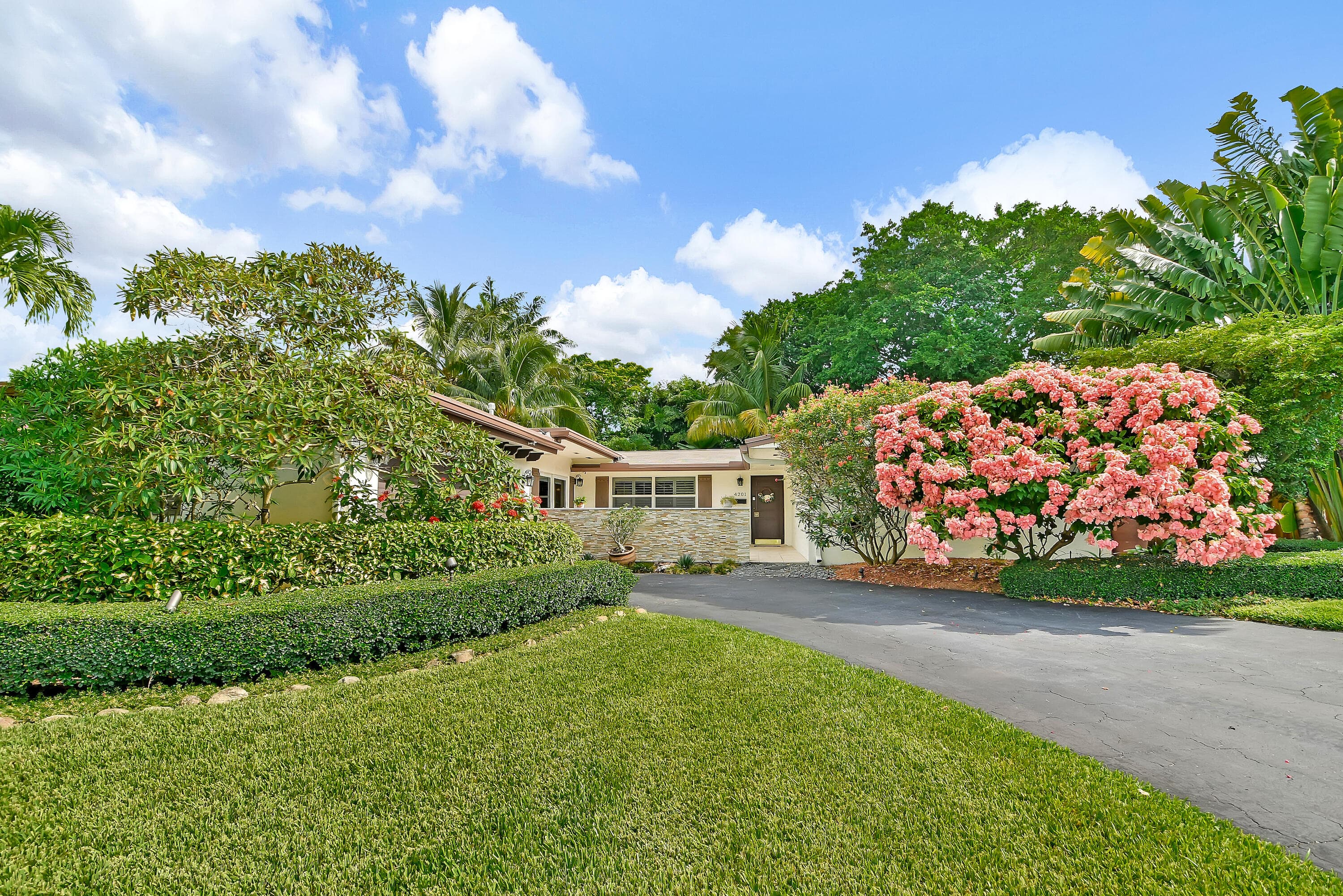 4201 Fillmore Street, Hollywood, FL 33021