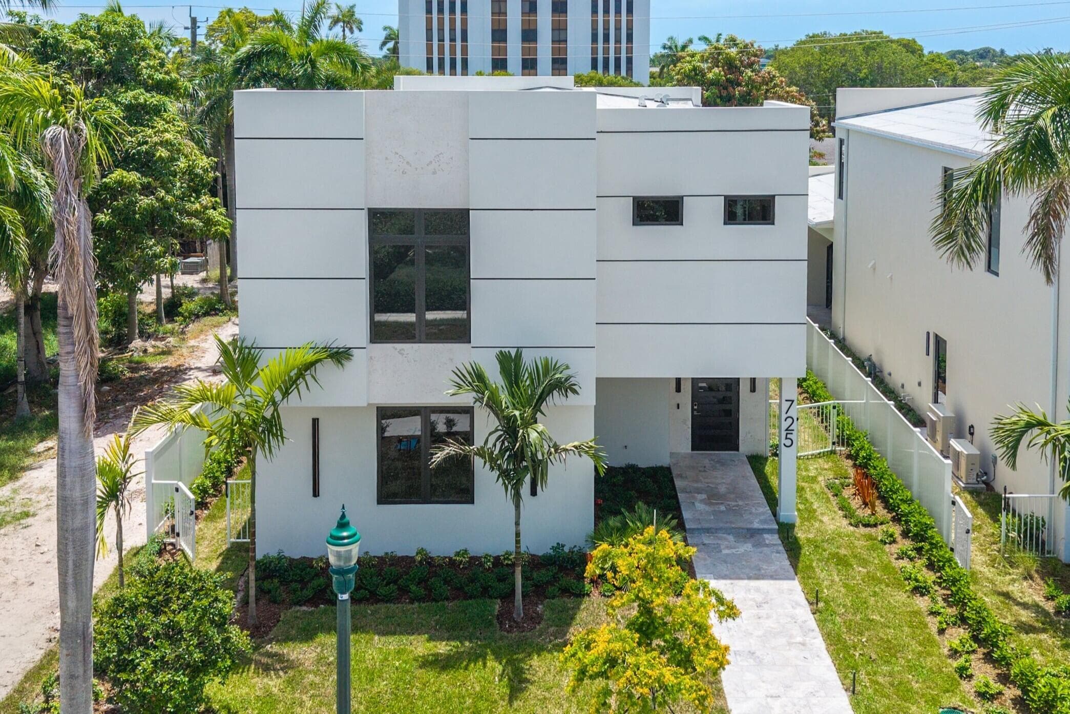 731 SE 4th Avenue, Delray Beach, FL 33483