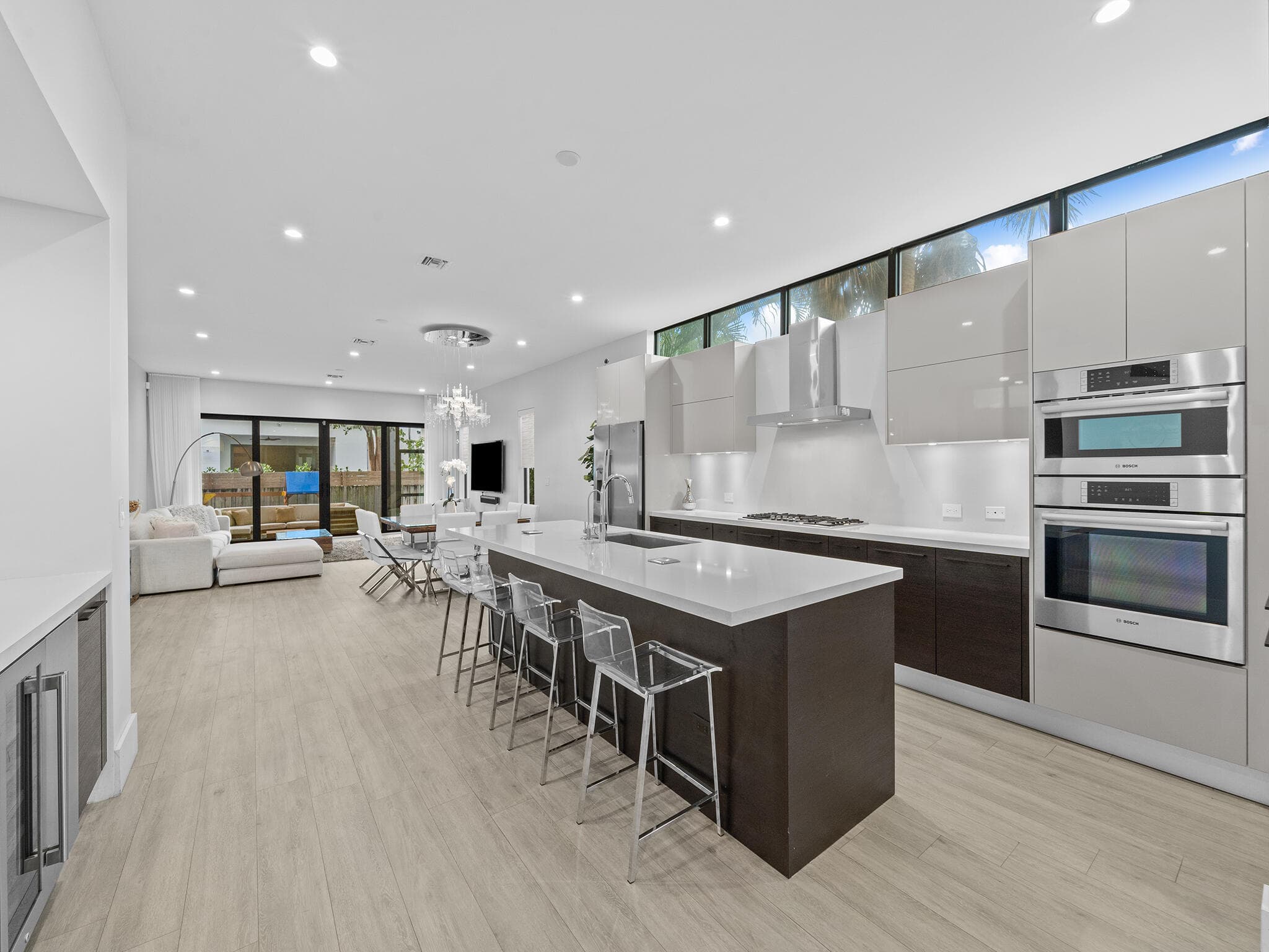 315 NE 15th Avenue, Fort Lauderdale, FL 33301 - Photo 2