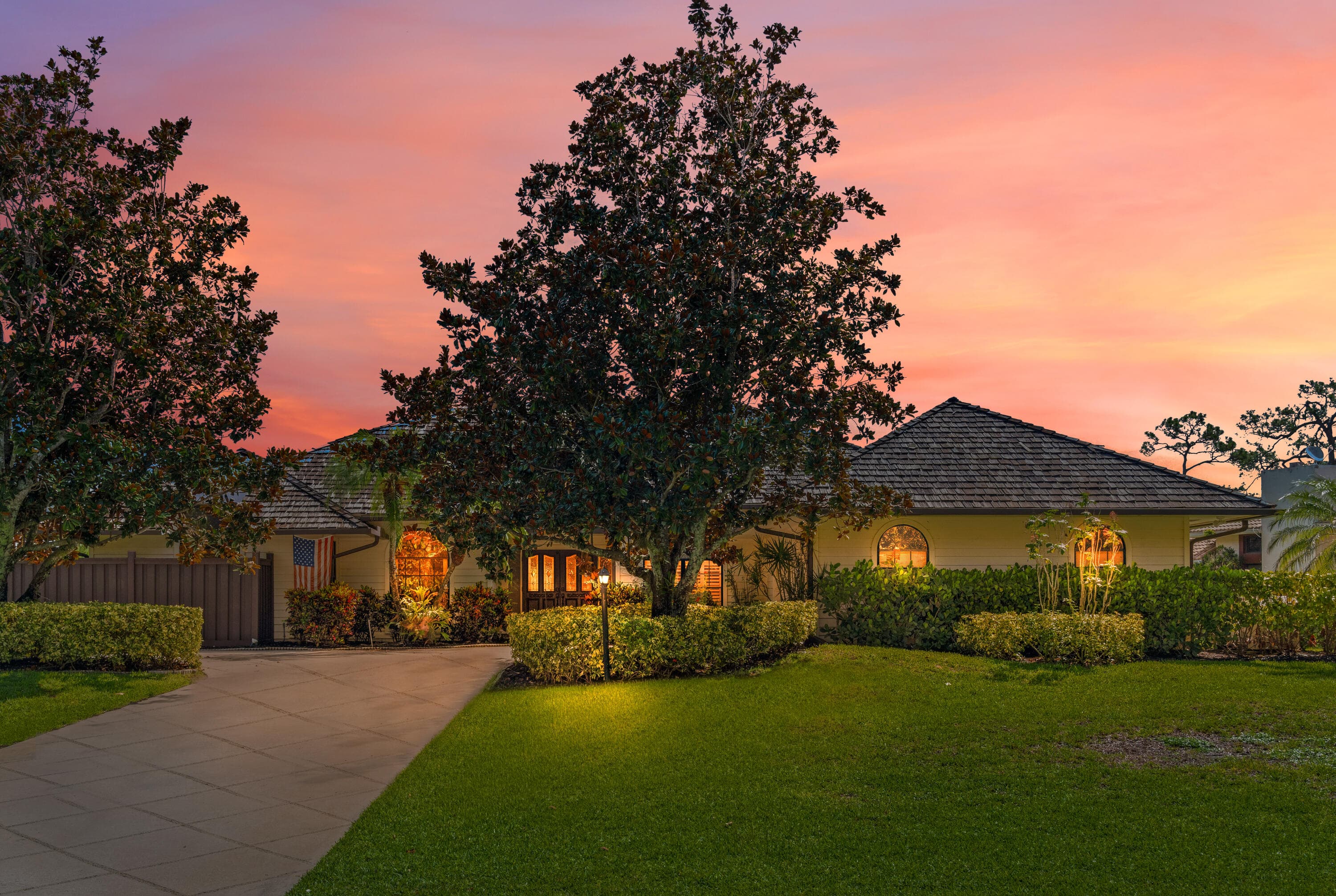 6606 Wood Lake Road, Jupiter, FL 33458 - Photo 2