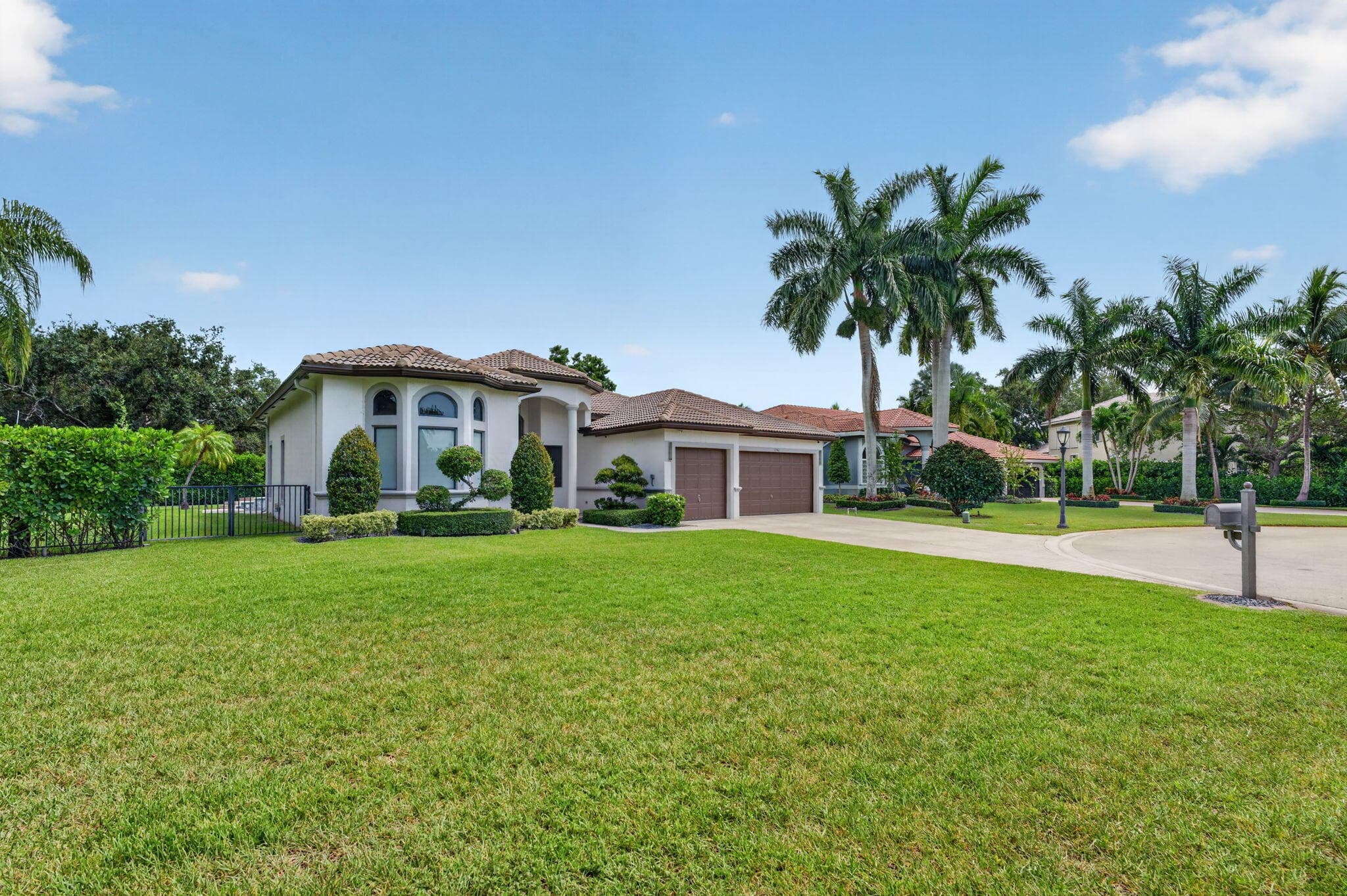 11961 NW 11TH Court, Coral Springs, FL 33071 - Photo 2