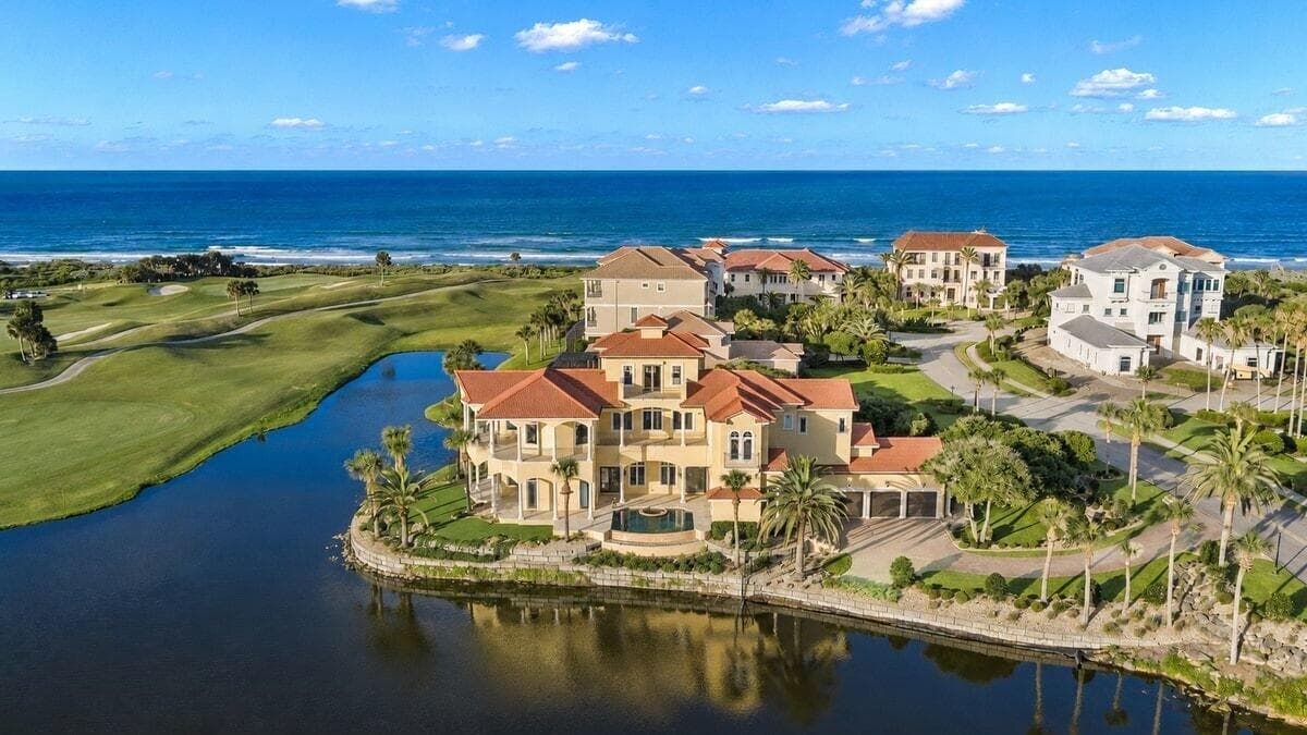 501 GRANADA Drive, Palm Coast, FL 32137