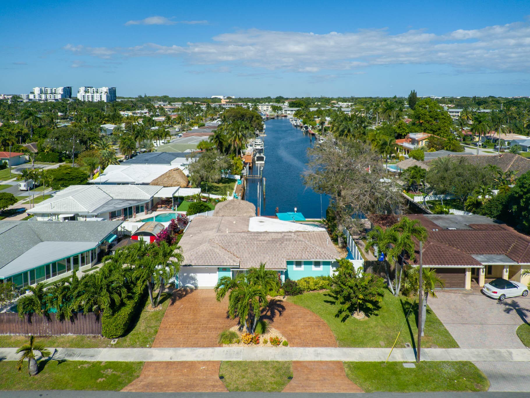 521 SE 4 Court, Pompano Beach, FL 33060 - Photo 2