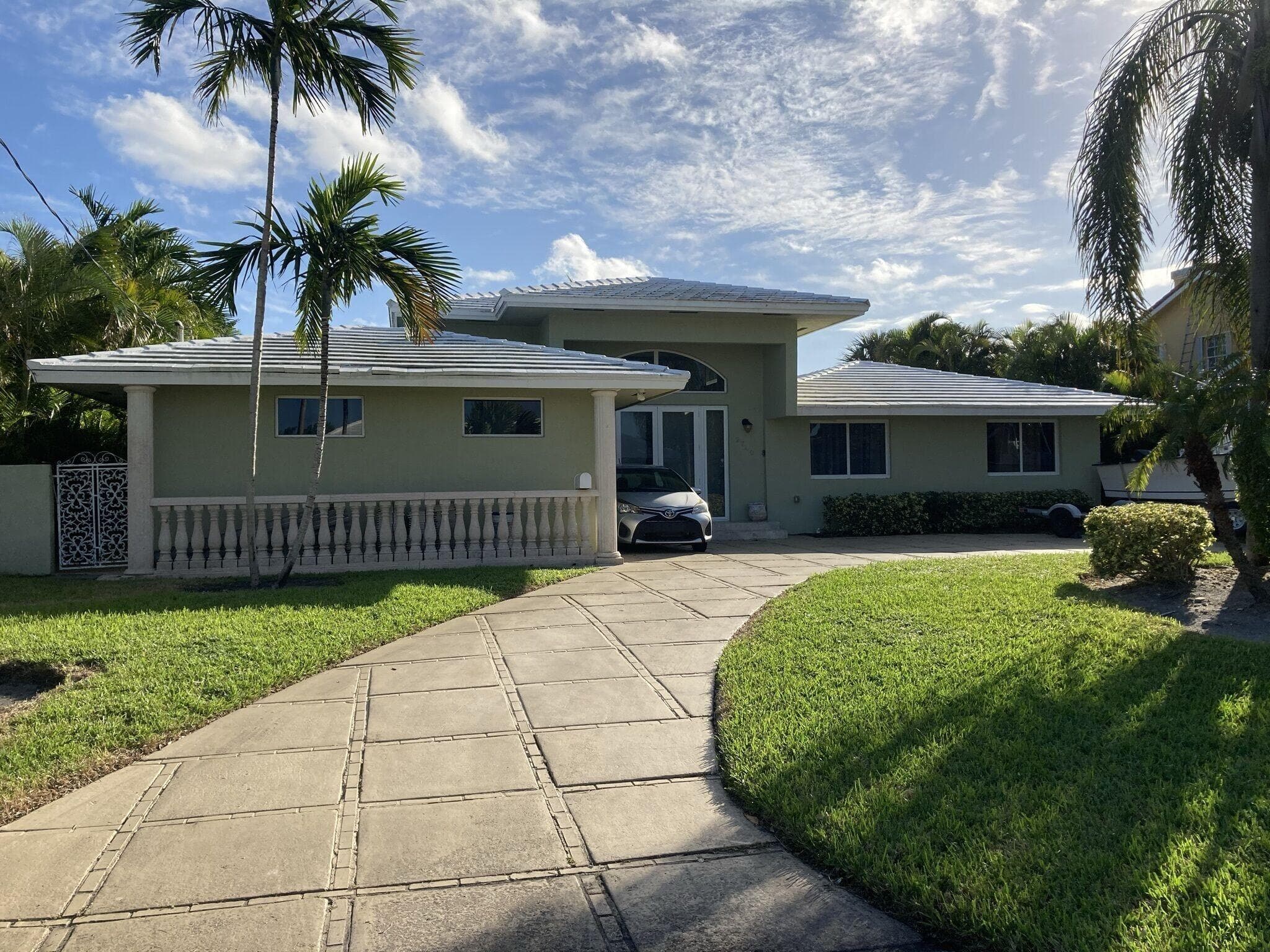 2740 NE 10th Street, Pompano Beach, FL 33062 - Photo 2