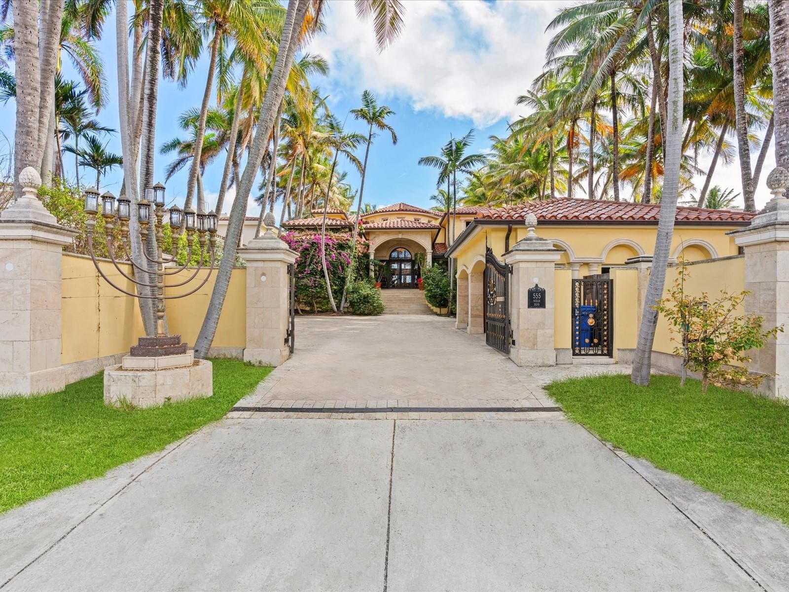 555 Ocean Boulevard, Golden Beach, FL 33160 - Photo 2