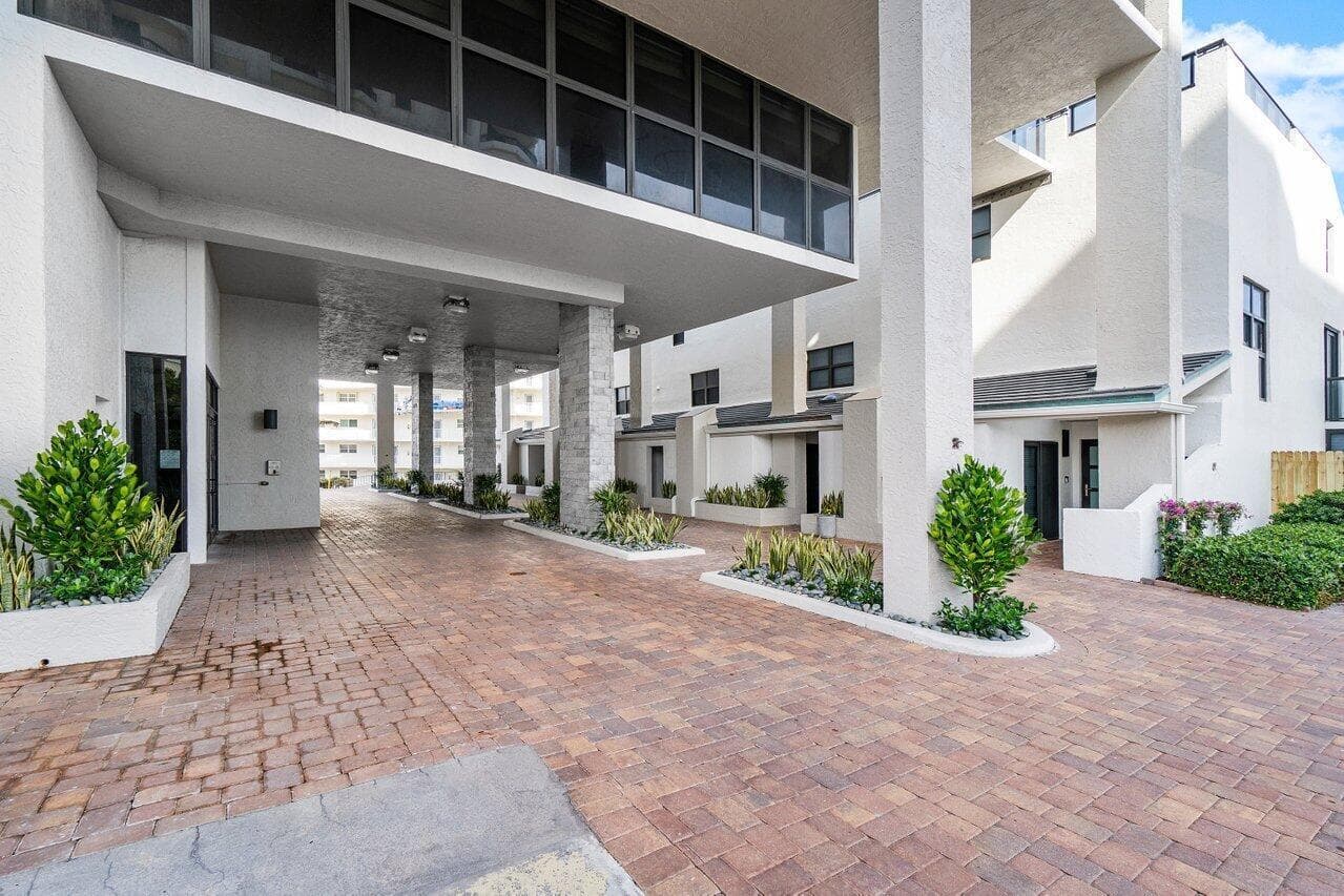 3115 S Ocean Boulevard 1001, Highland Beach, FL 33487, Unit 1001 - Photo 2