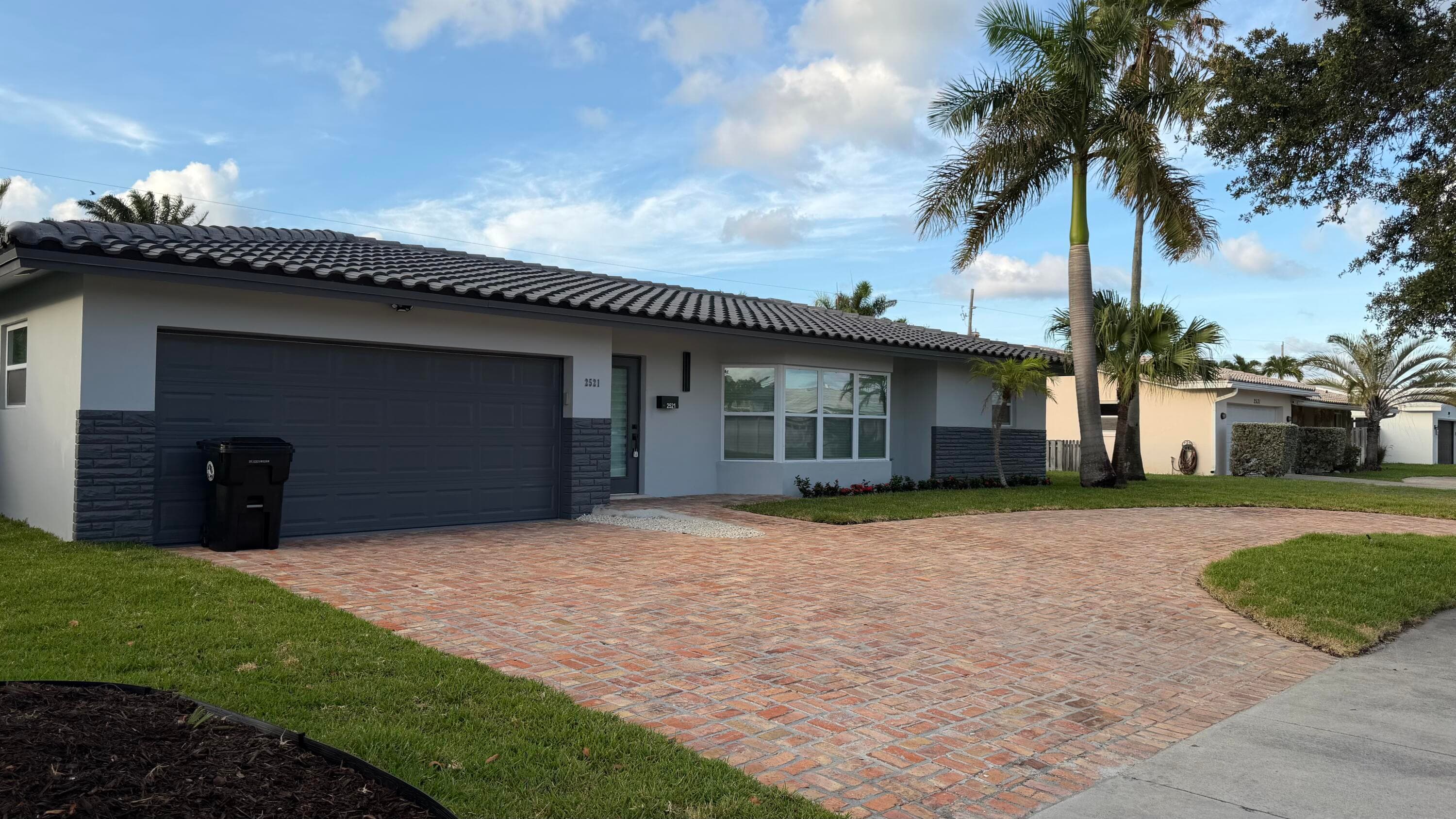 2521 NE 45th Street, Lighthouse Point, FL 33064 - Photo 2