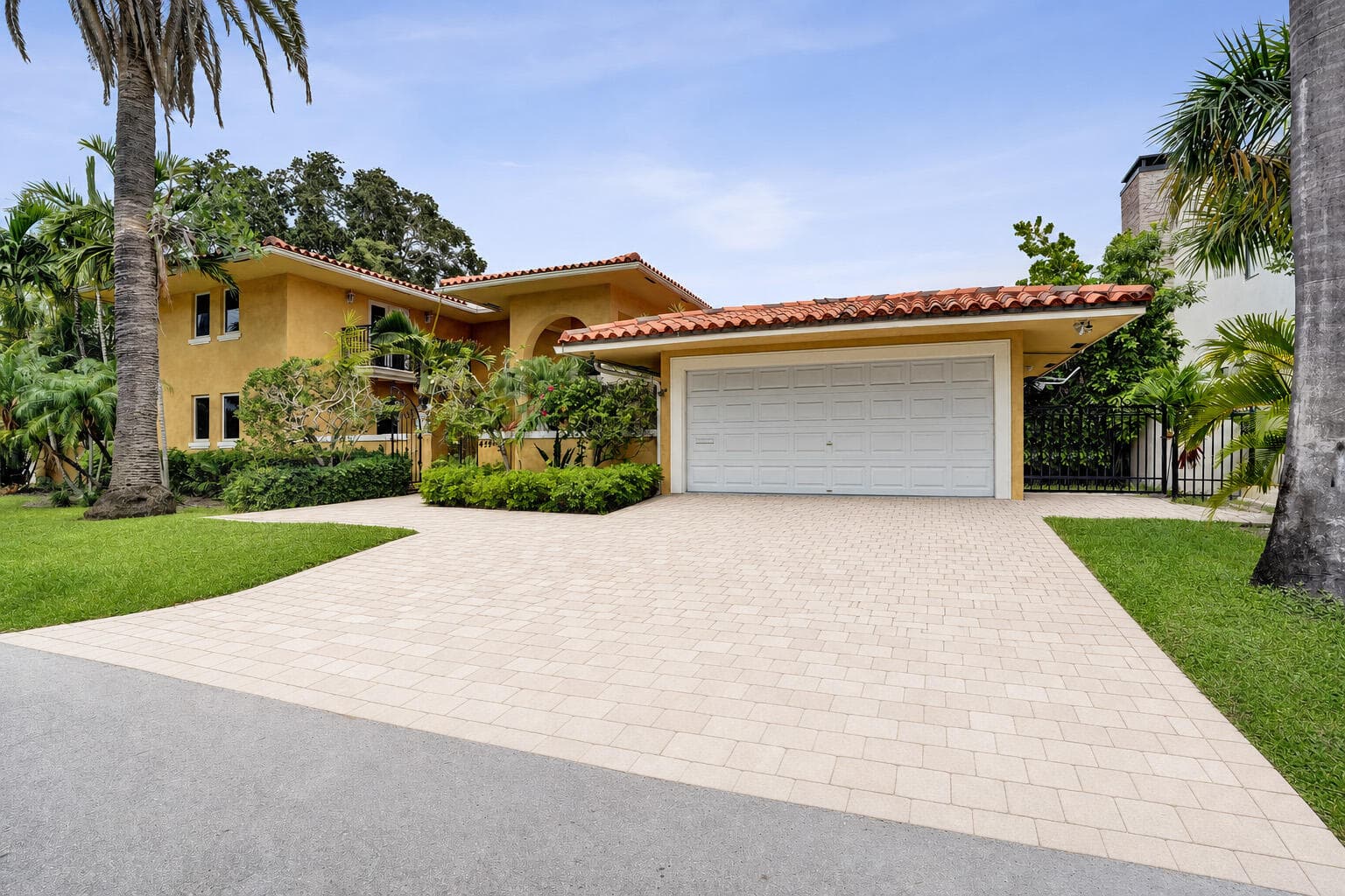 449 Isle Of Palms Drive, Fort Lauderdale, FL 33301 - Photo 3