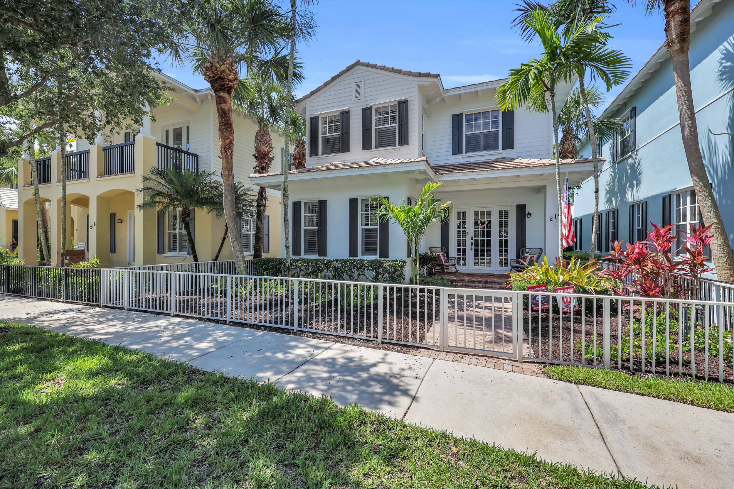 212 W Bay Cedar Circle, Jupiter, FL 33458 - Photo 2