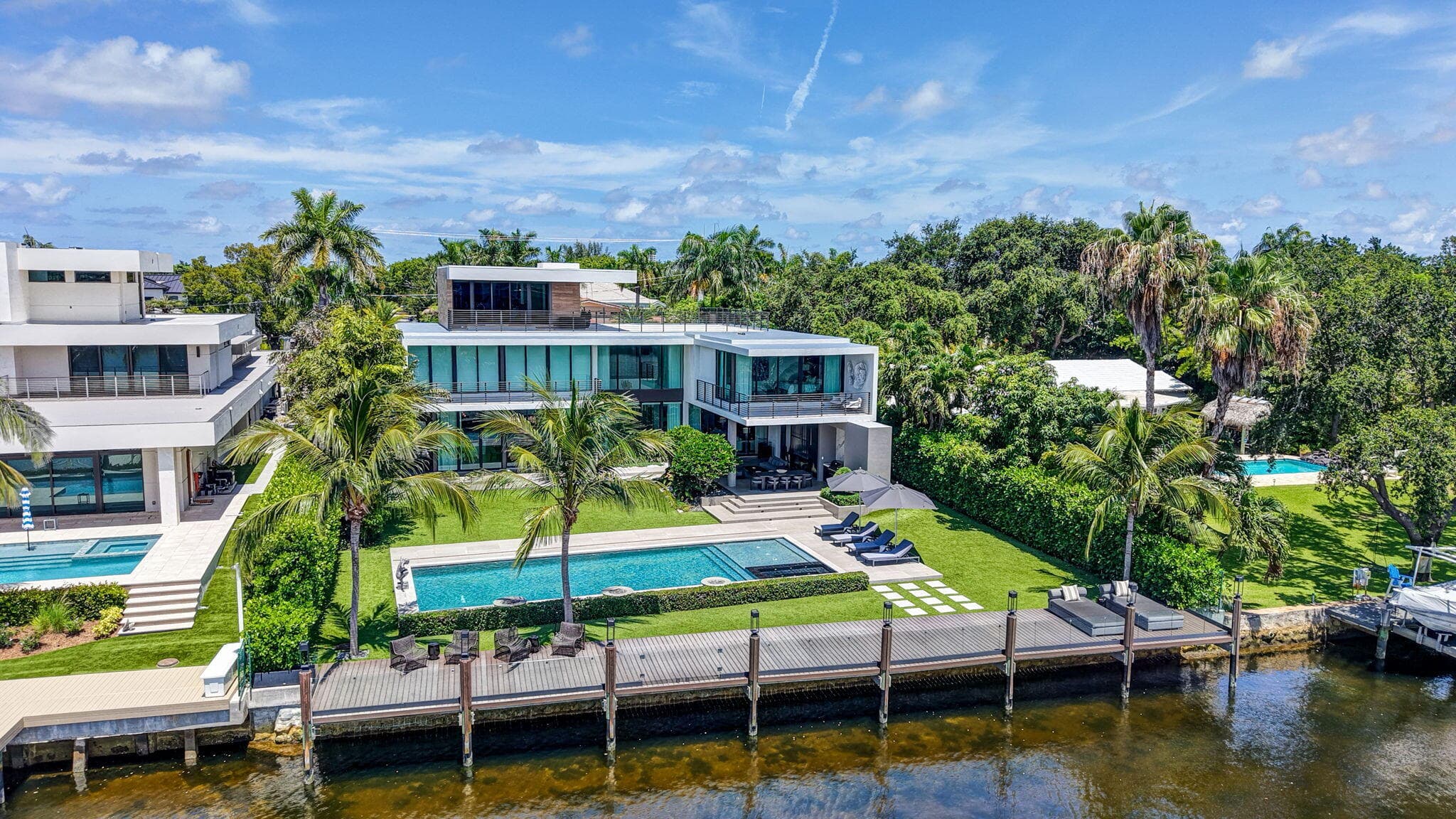 1529 Middle River Drive, Fort Lauderdale, FL 33304 - Photo 2