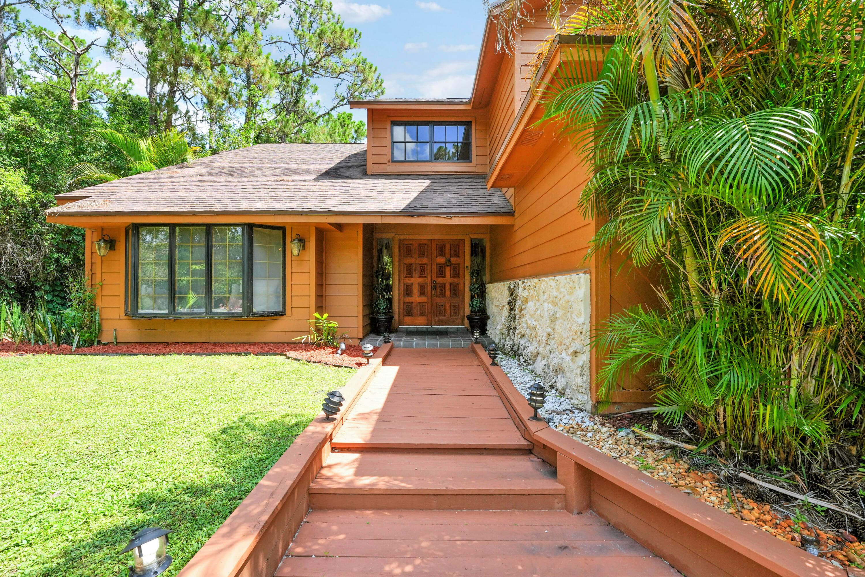 12613 189th Court N, Jupiter, FL 33478 - Photo 2