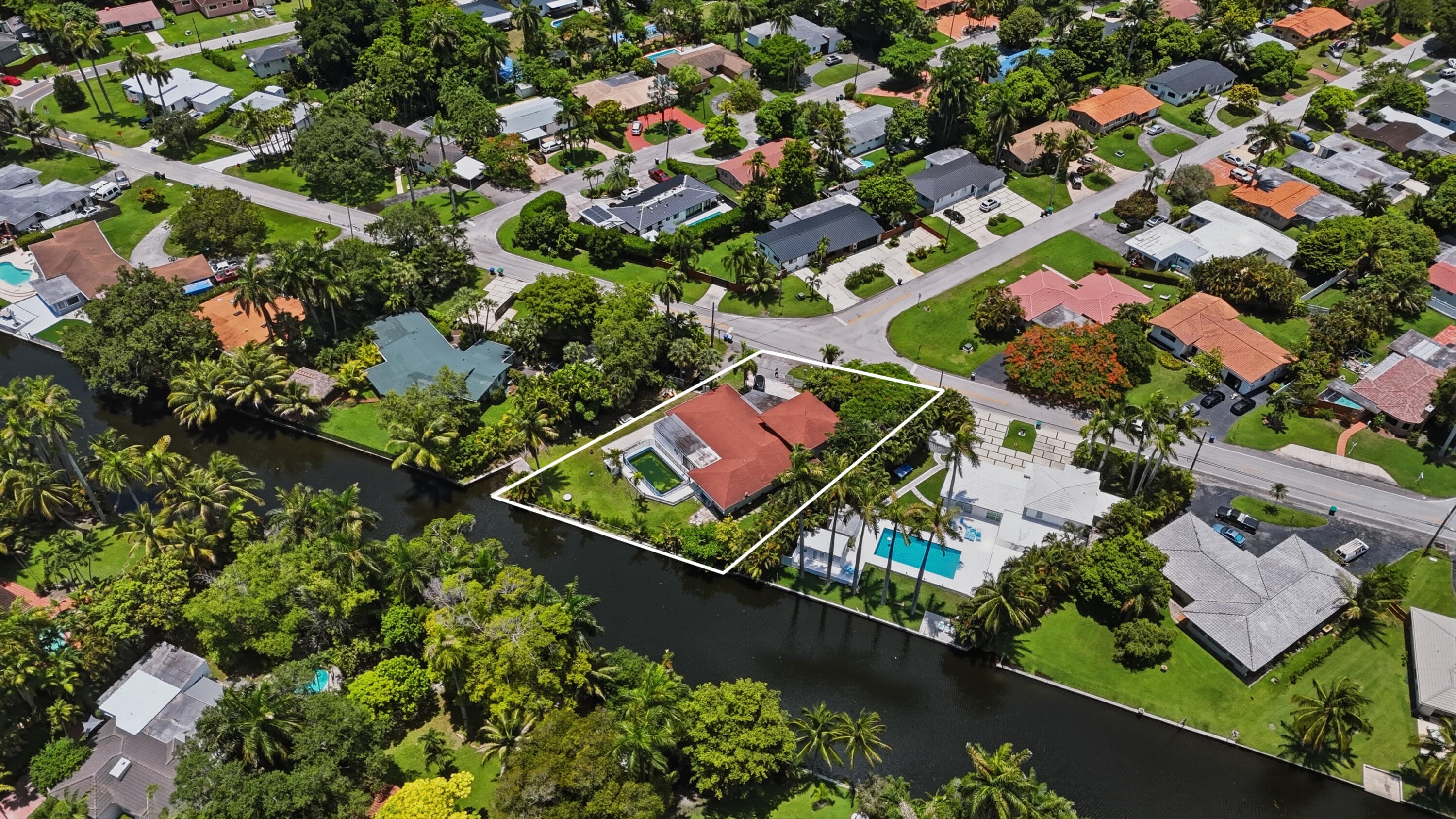 11401 W Biscayne Canal Road, Miami, FL 33161 - Photo 2