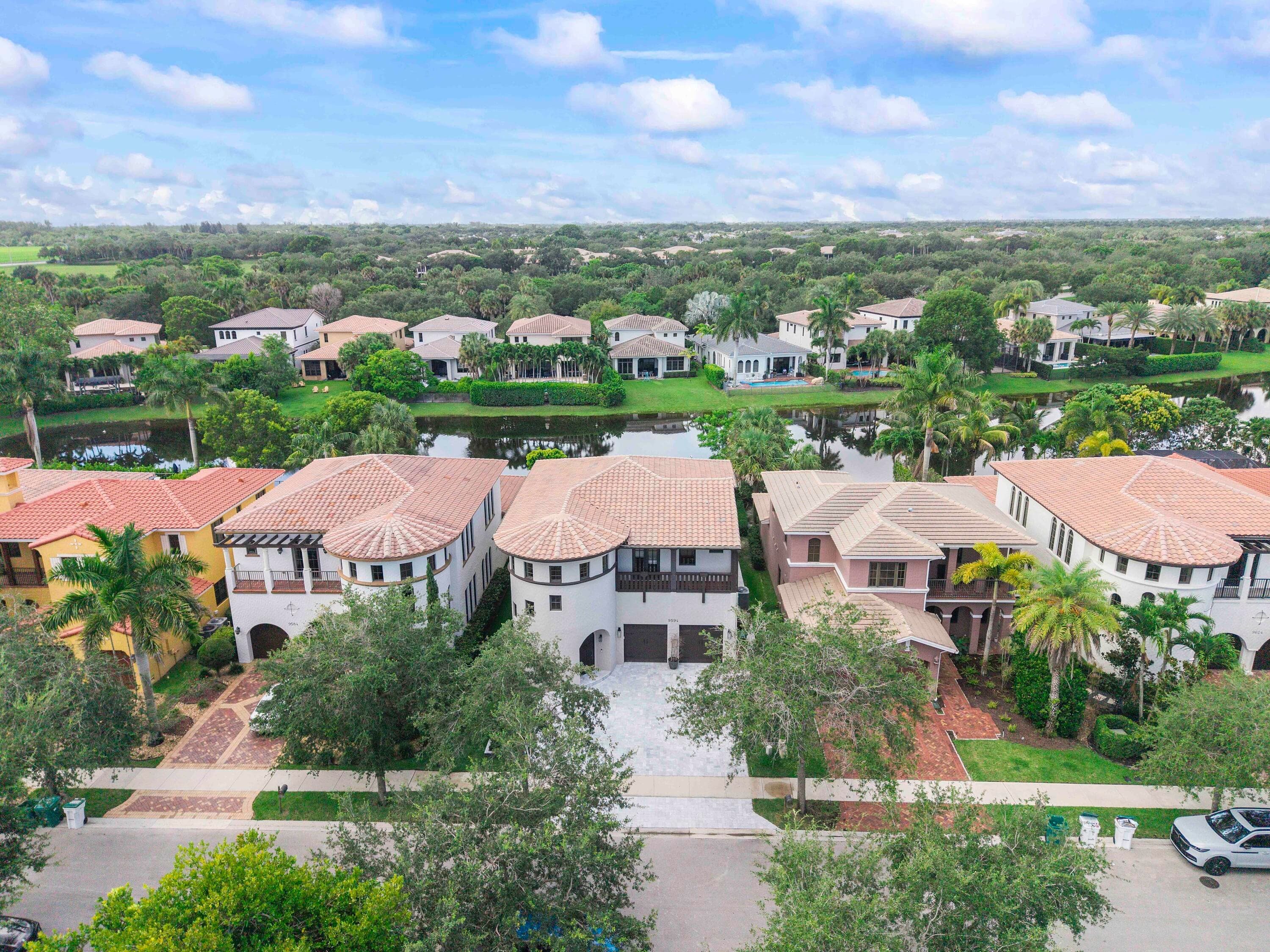 9594 Ginger Court, Parkland, FL 33076 - Photo 2
