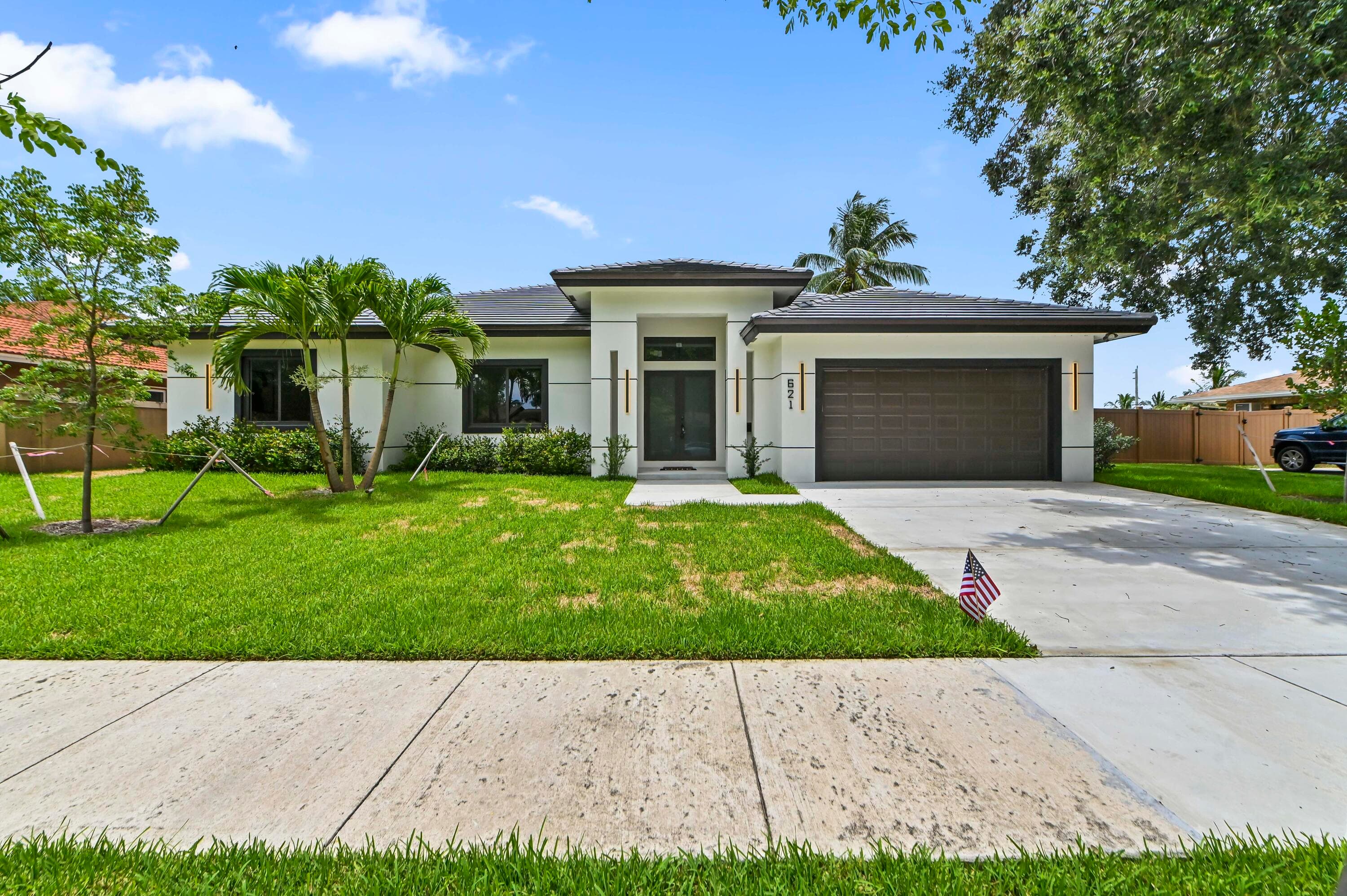621 NW 42nd Avenue, Coconut Creek, FL 33066 - Photo 2