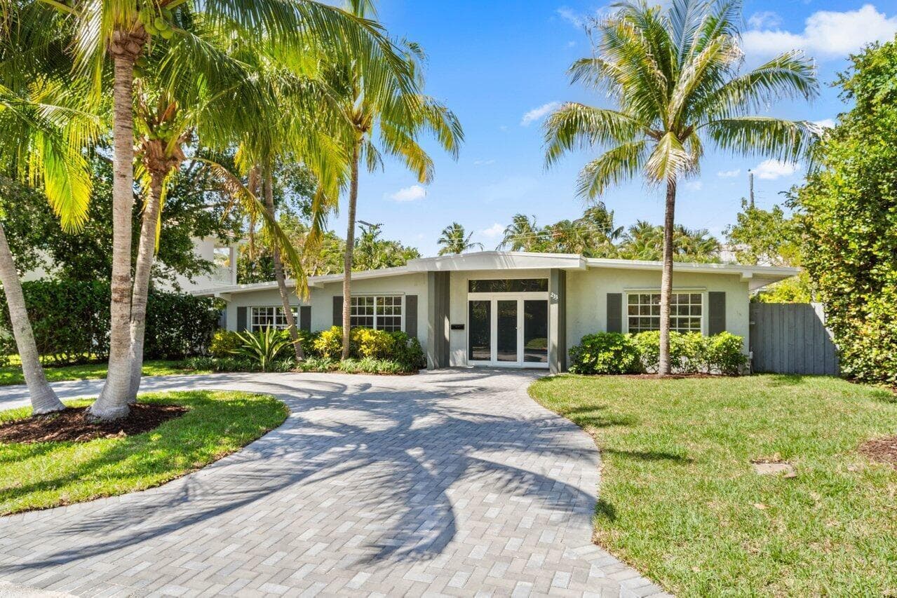 233 Lake Terrace, Delray Beach, FL 33444 - Photo 2