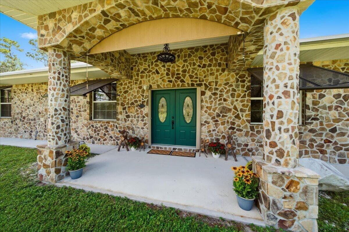 4207 Fortuna Avenue, Grant Valkaria, FL 32950 - Photo 2