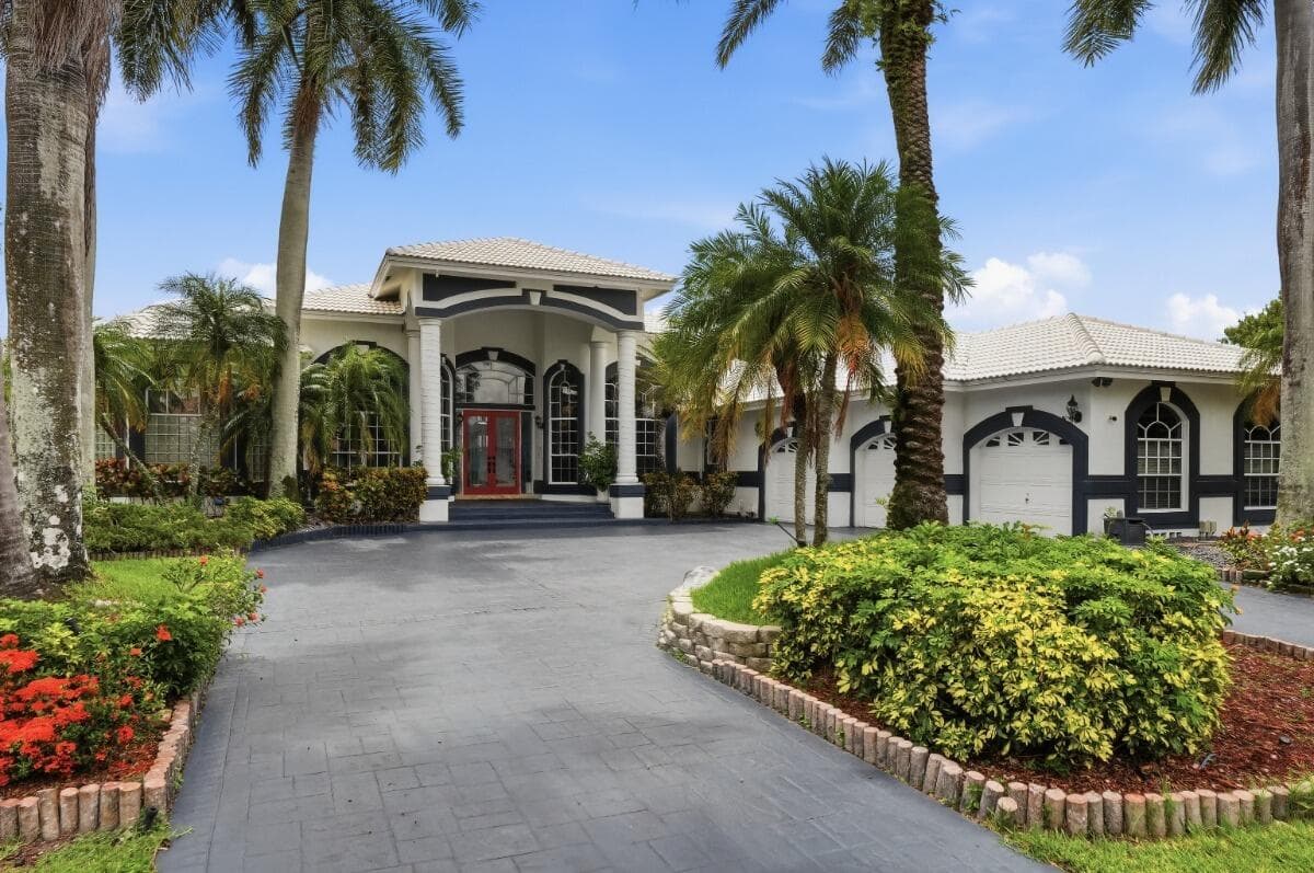 1716 NW 124th Way, Coral Springs, FL 33071 - Photo 2