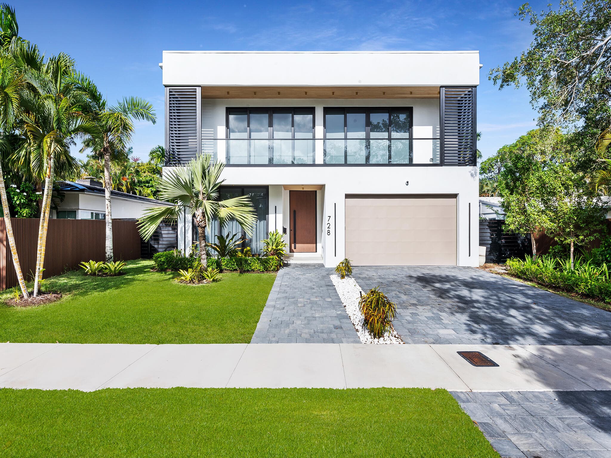 728 NE 17th Terrace, Fort Lauderdale, FL 33304 - Photo 2