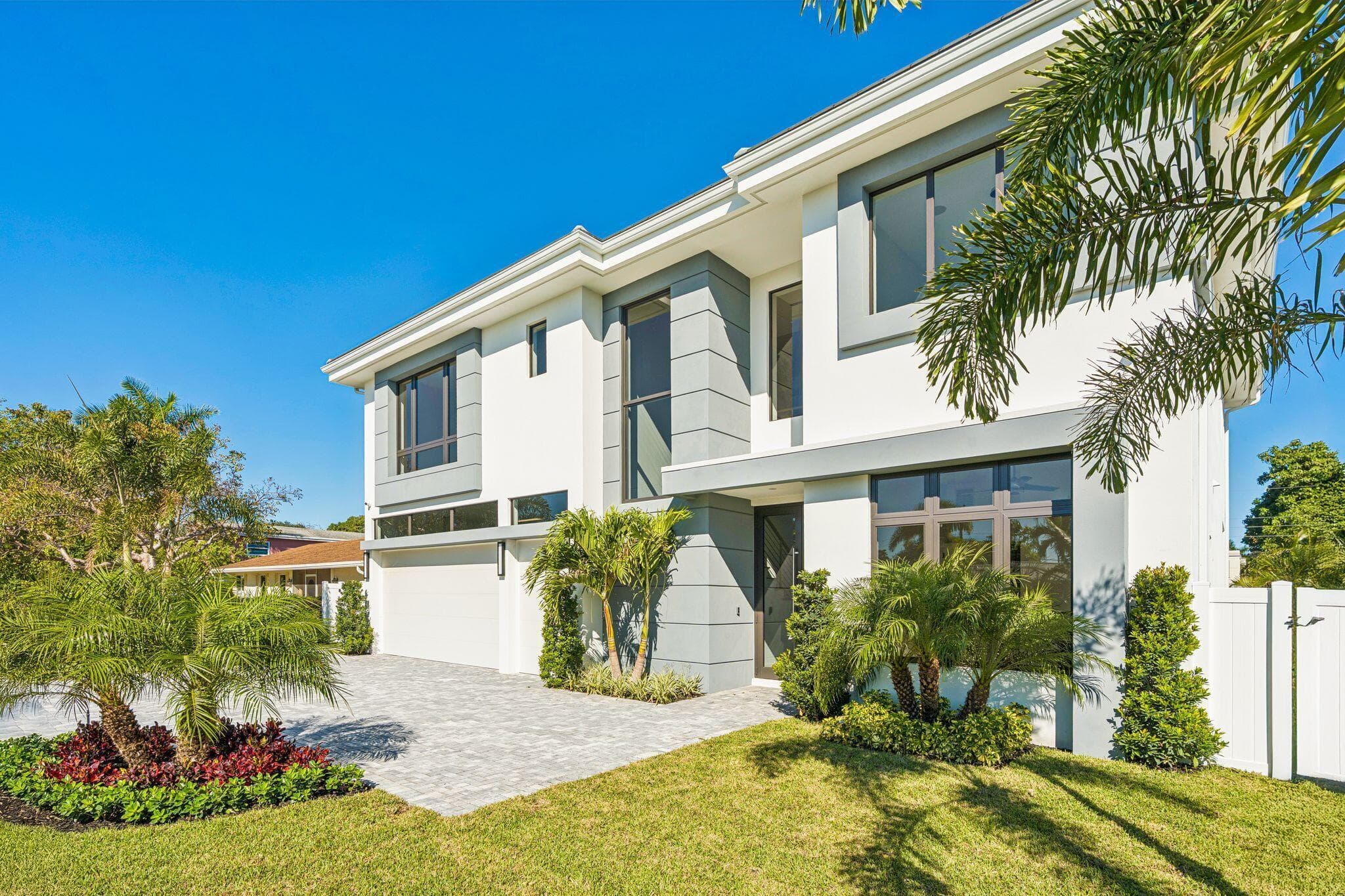 261 NW 8th Street, Boca Raton, FL 33432 - Photo 2