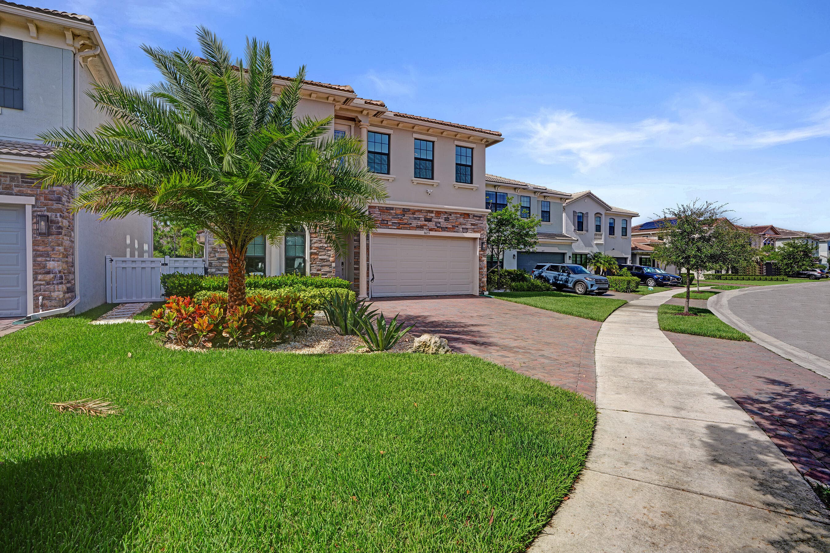 8655 NW 39TH Court, Coral Springs, FL 33065 - Photo 3