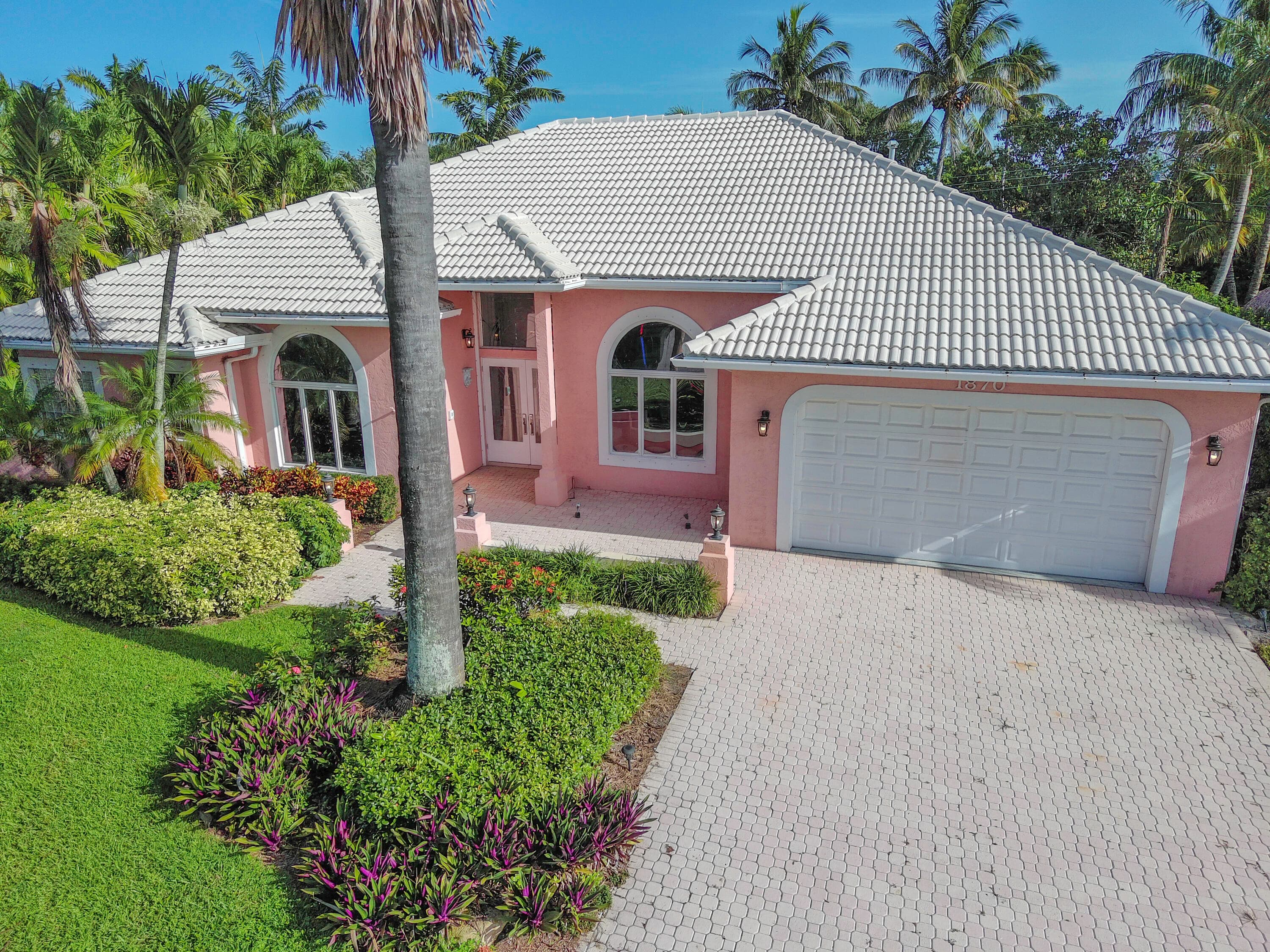 1870 Mediterranean Road W, Lake Clarke Shores, FL 33406 - Photo 2