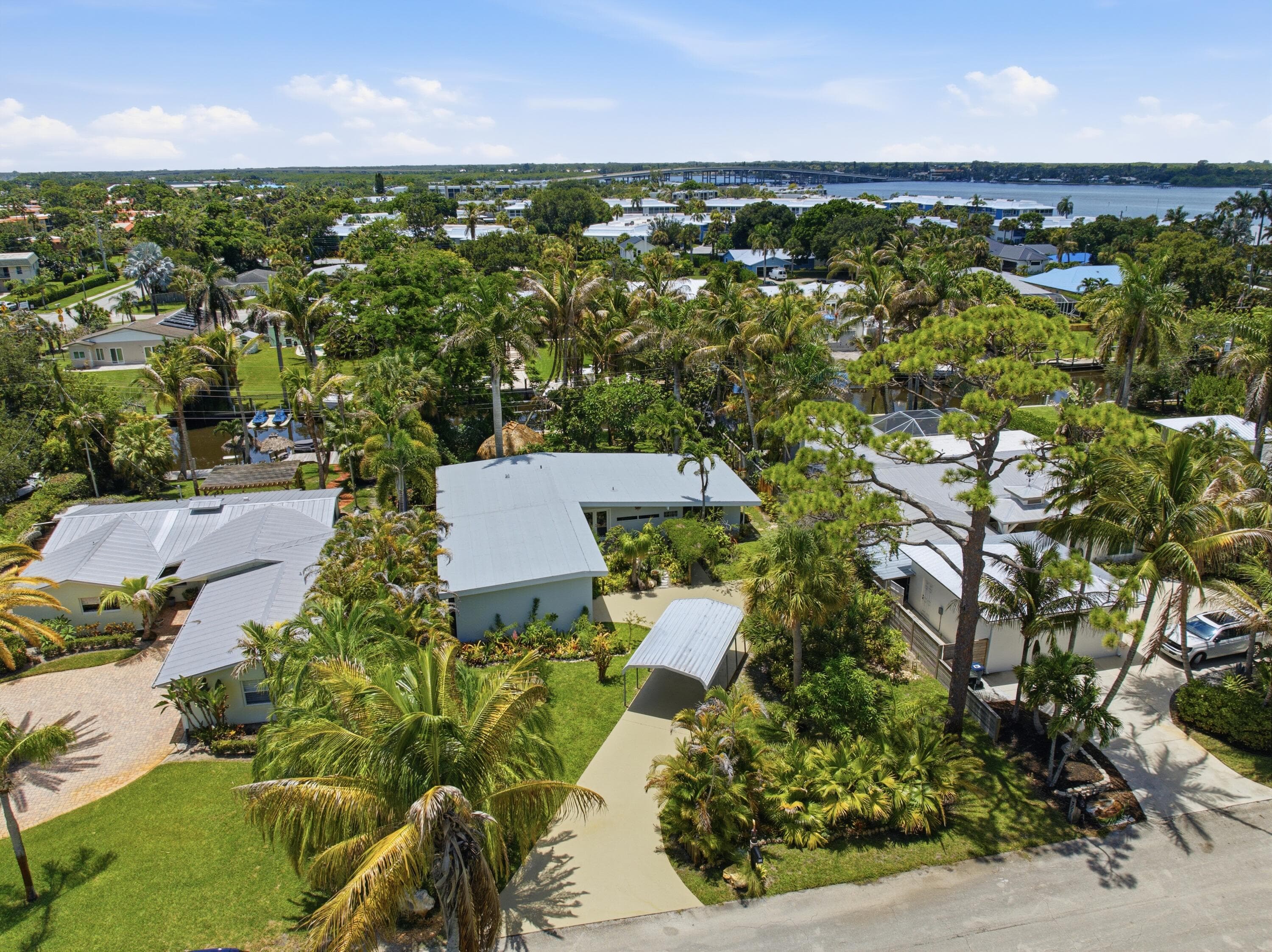 505 SW North Carolina Drive, Stuart, FL 34994 - Photo 5