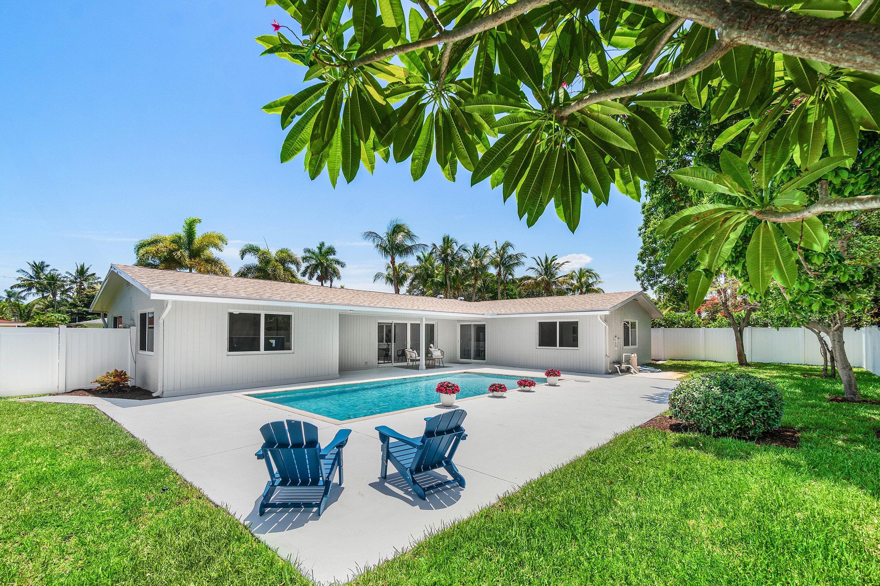723 SW 27th Terrace, Boynton Beach, FL 33435 - Photo 4
