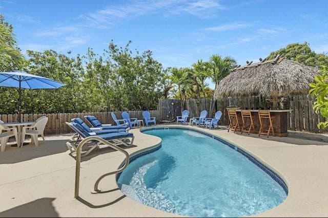 309 W Calzada De Bougainvillea, Marathon, FL 33050 - Photo 2
