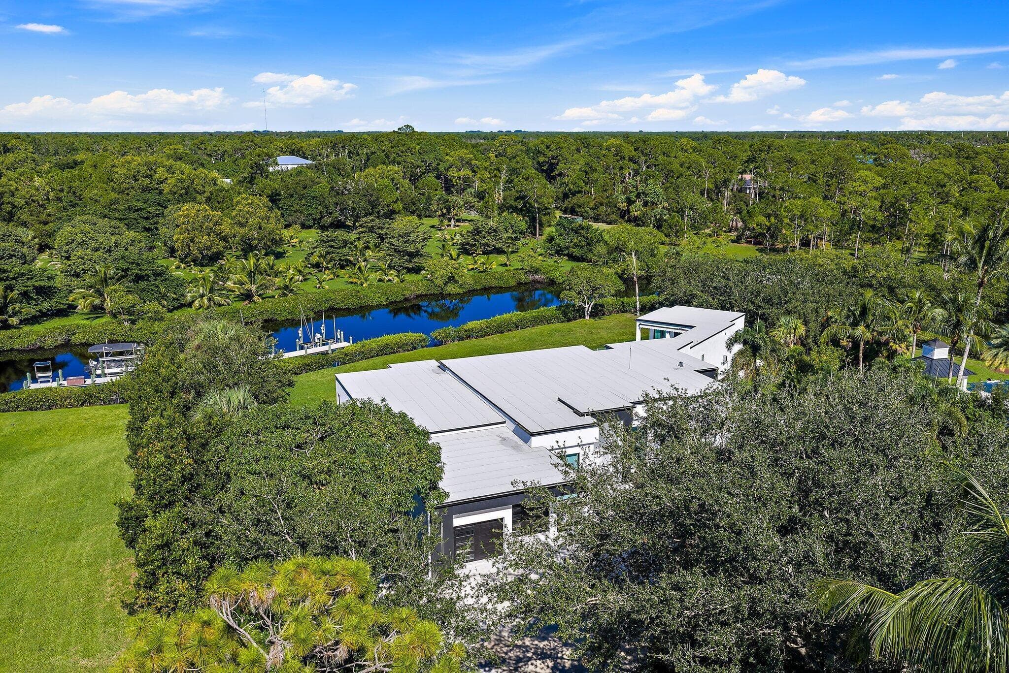 8309 SE RIVERS EDGE Street, Jupiter, FL 33458 - Photo 2